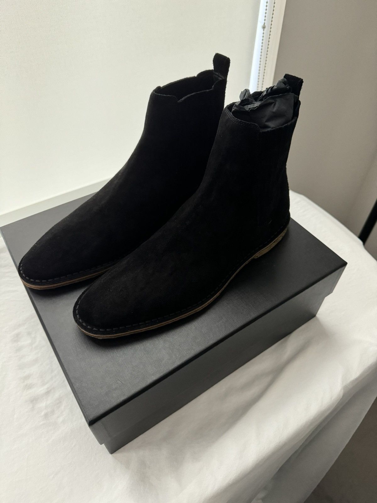 Saint laurent nino chelsea boots clearance