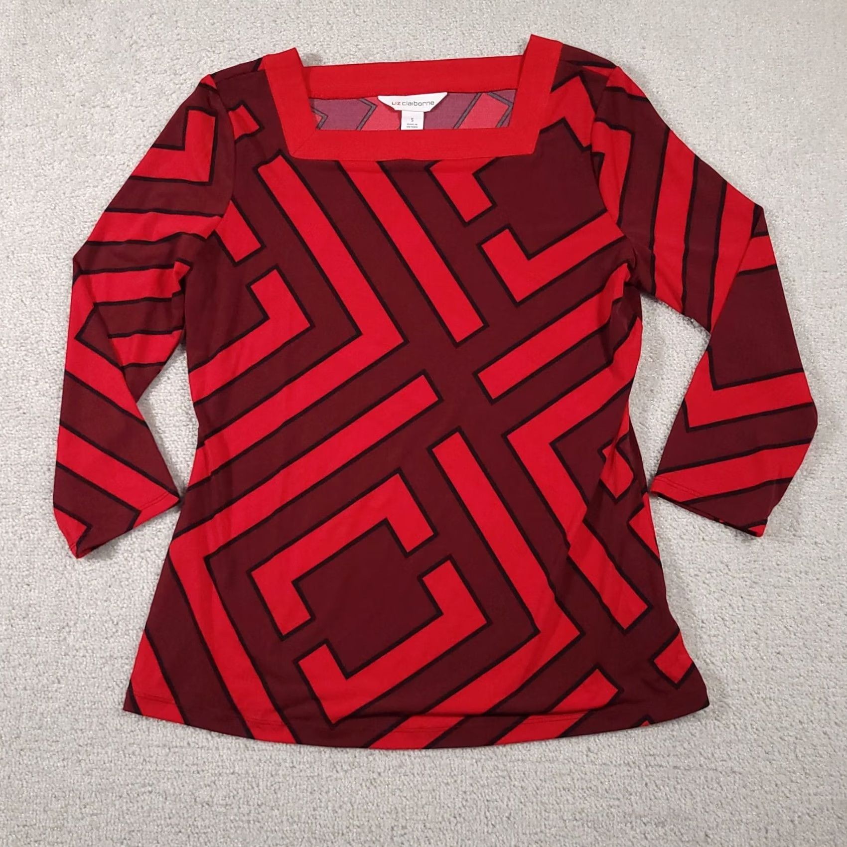 Liz Claiborne Liz Claiborne Shirt Womens Small Red Geometric Square Neck 3/4 Sleeves Blouse Size S / US 4 / IT 40 - 2 Thumbnail
