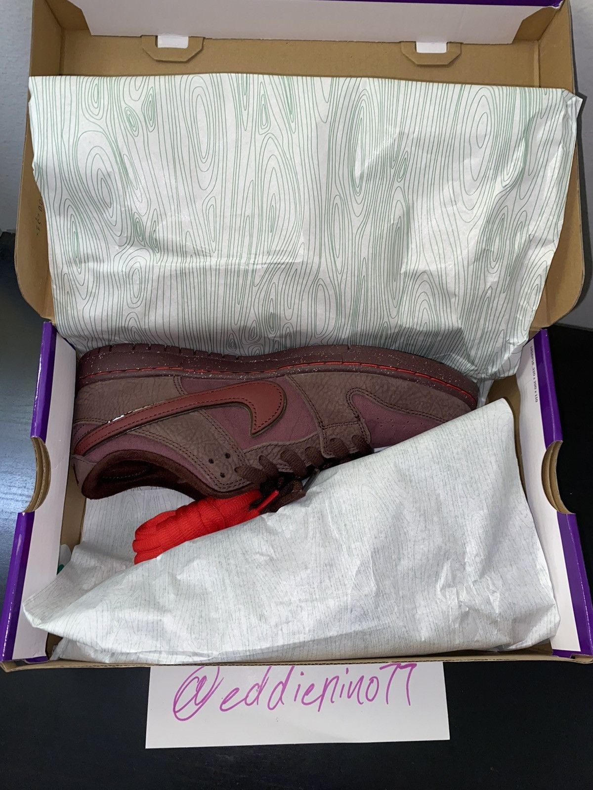 Nike Nike SB Dunk Low PRM(VDAY PACK 2023) Size US 8.5 / EU 41-42 - 3 Thumbnail
