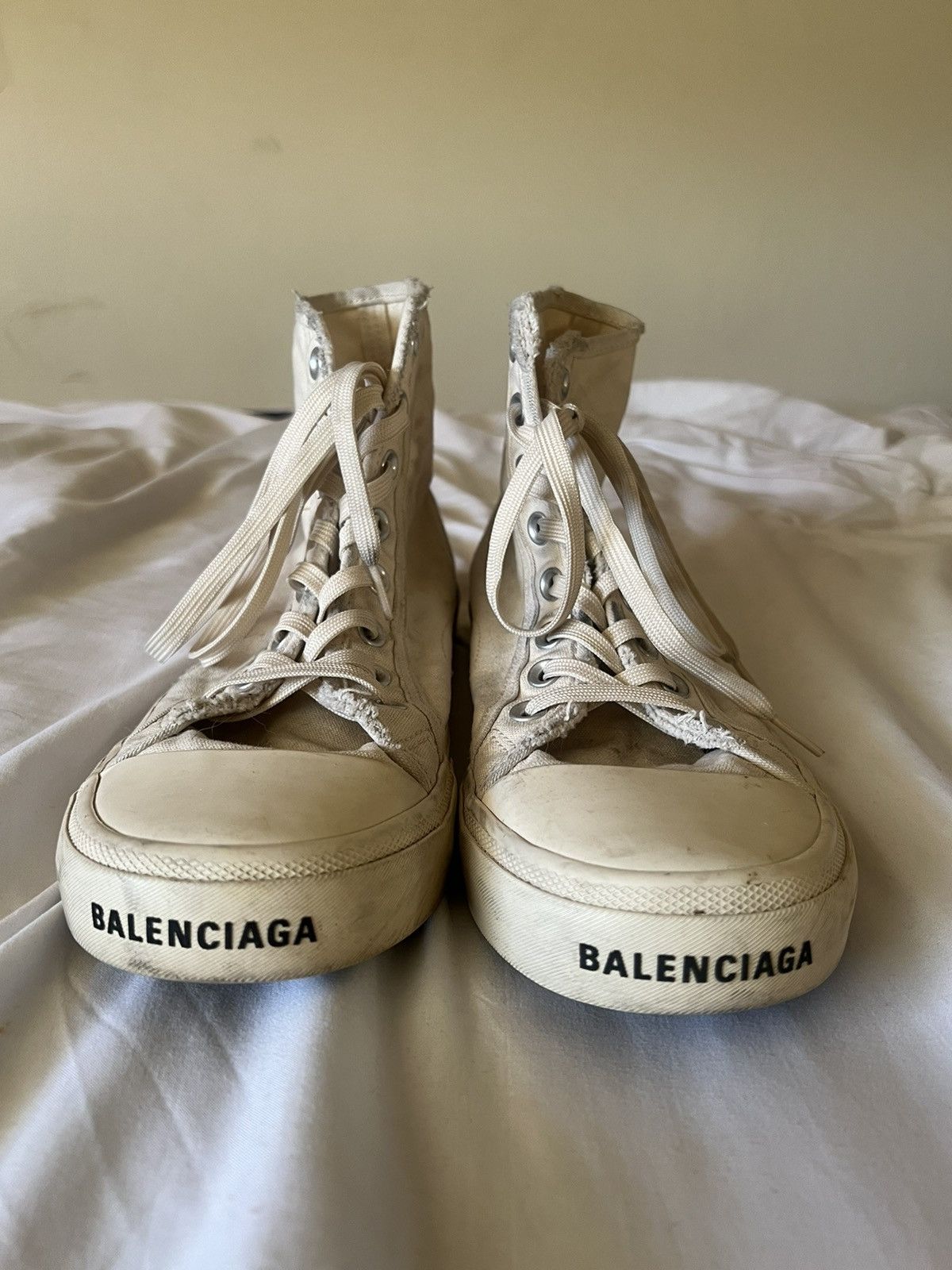 Balenciaga Balenciaga White Hightop Sneaker Size US 9 / EU 42 - 2 Thumbnail