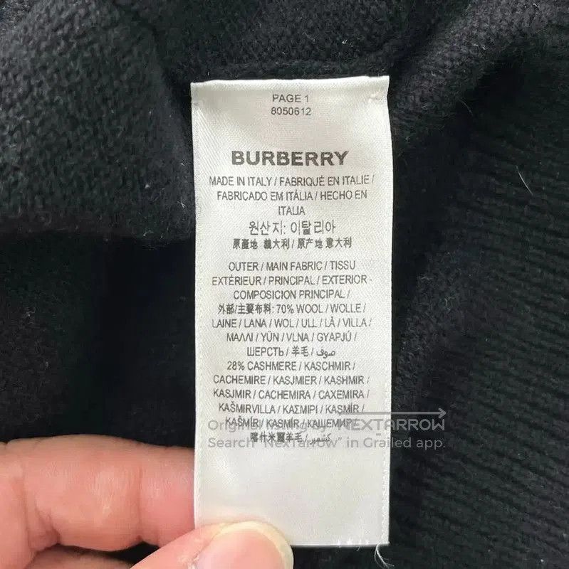 Burberry Burberry Black Knit Sweater with Graphic Design. Size M / US 6-8 / IT 42-44 - 4 Thumbnail