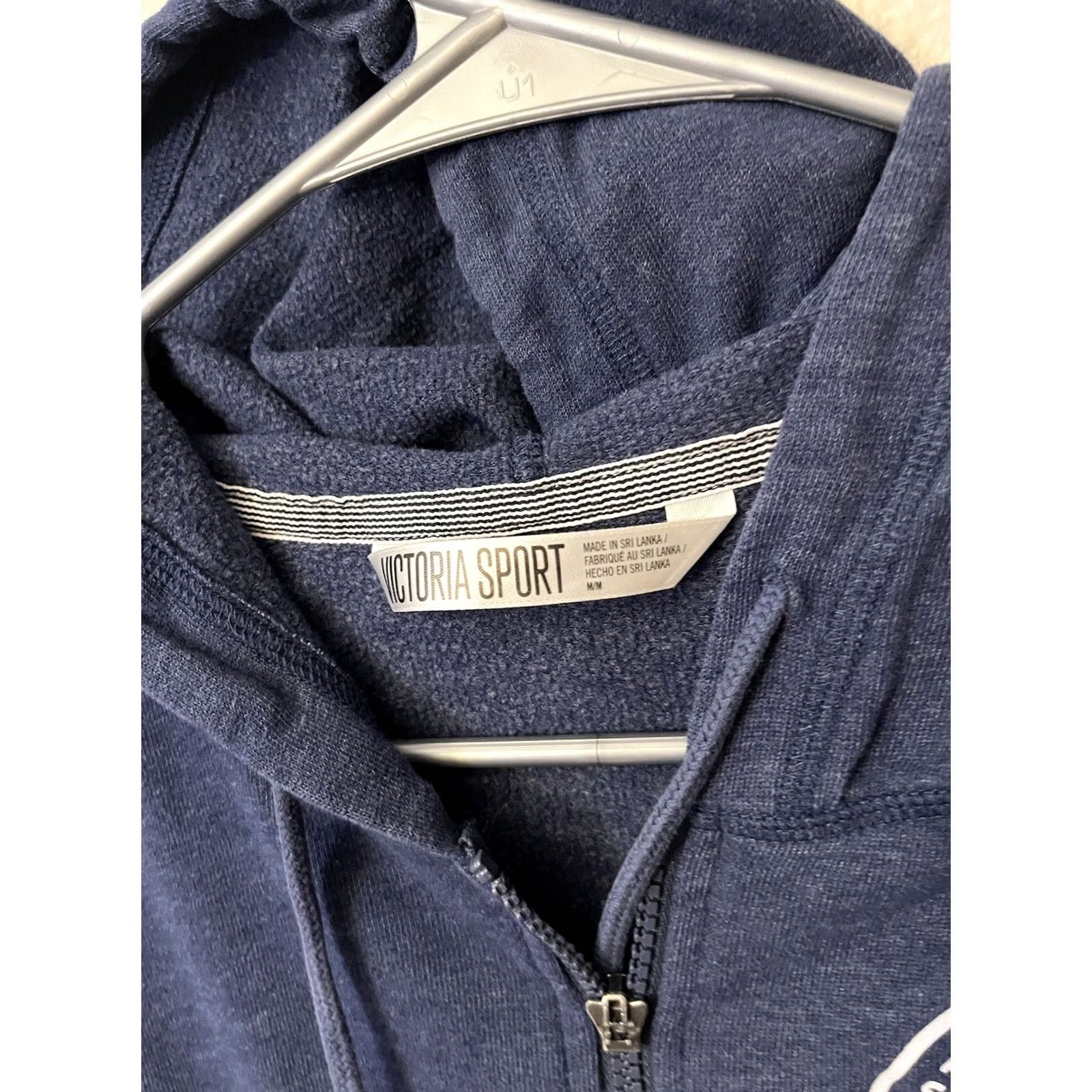 Victoria's Secret Victoria Sport By Victoria’s Secret Hoodie Size Medium Blue Black Zip Size M / US 6-8 / IT 42-44 - 2 Thumbnail
