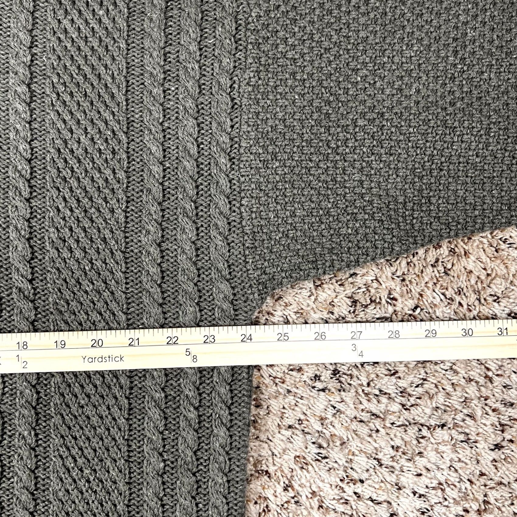 Vintage VINTAGE Ashley Cable Knit Sweater Large Green 90s Womens Pullover Crew Neck Long Sleeve Heavyweight Cotton Acrylic Knit Style Fall Winter Womens Size L / US 10 / IT 46 - 7 Thumbnail