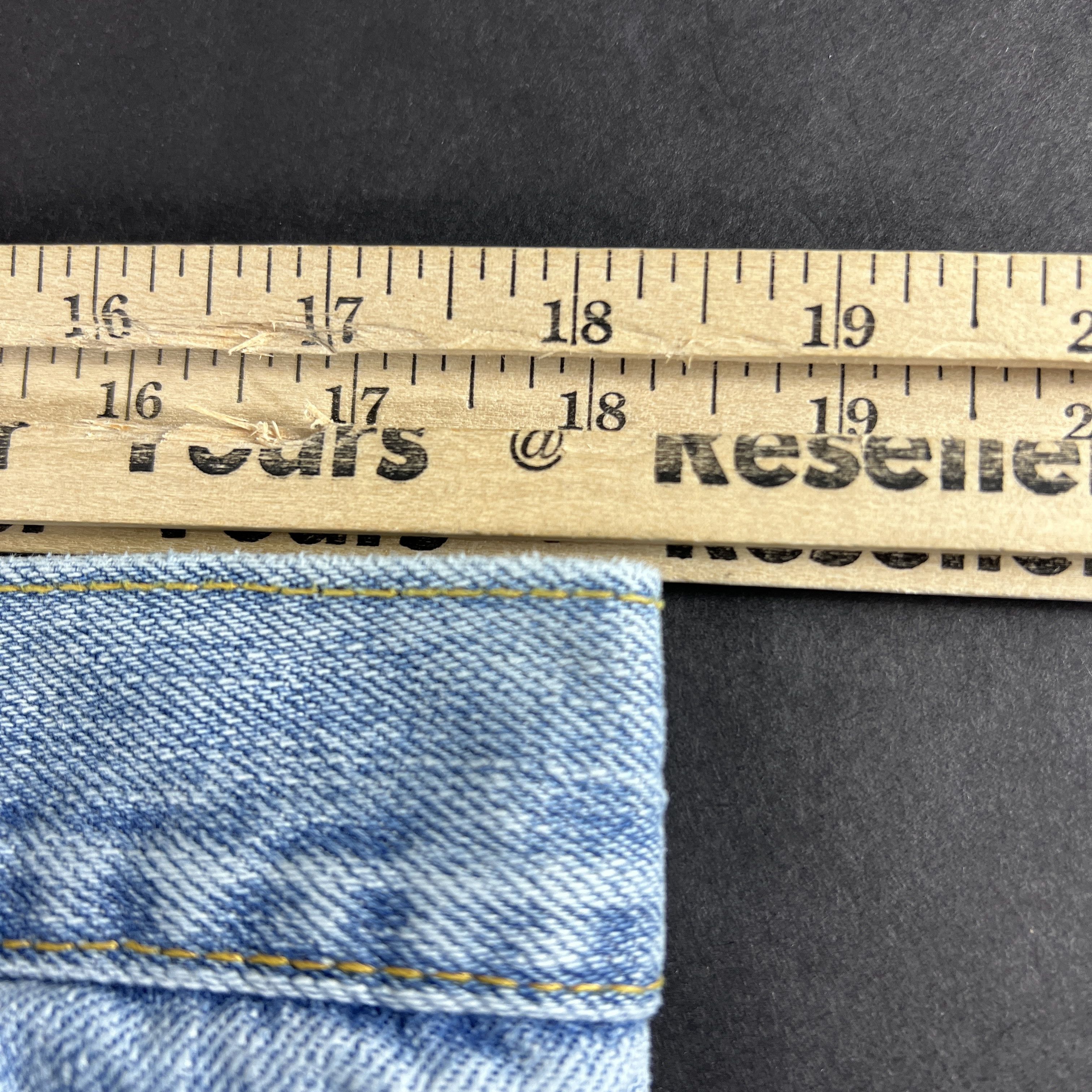 Levi's Y2K Levi's Jeans 560 Loose Tapered Blue Faded Cotton Denim Size US 36 / EU 52 - 24 Thumbnail
