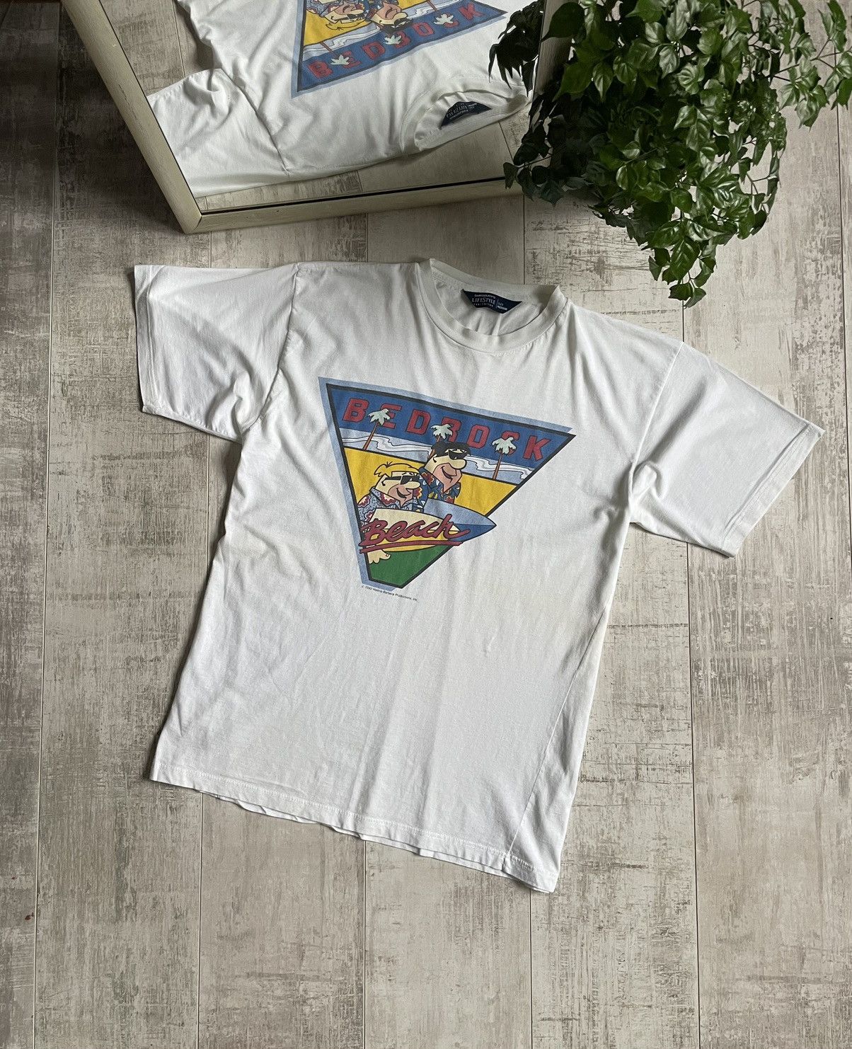 Cartoon Network × Vintage VTG Flinstones 1992 T-Shirt Bedrock Beach Hanna-Barbera RARE Size US L / EU 52-54 / 3 - 1 Thumbnail