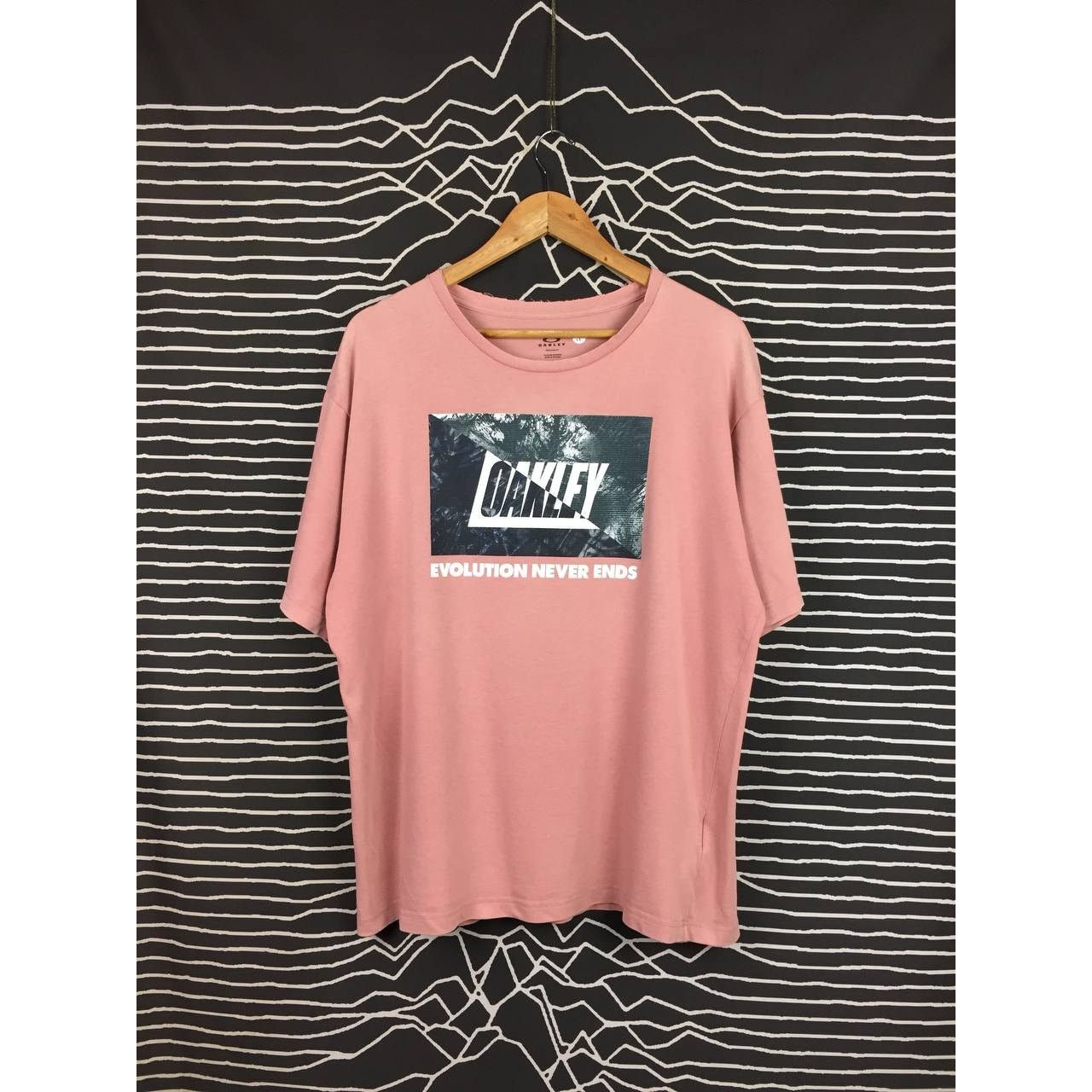 Oakley Oakley Evolution Never Ends Regular Fit Tee Size XL Size US XL / EU 56 / 4 - 2 Thumbnail