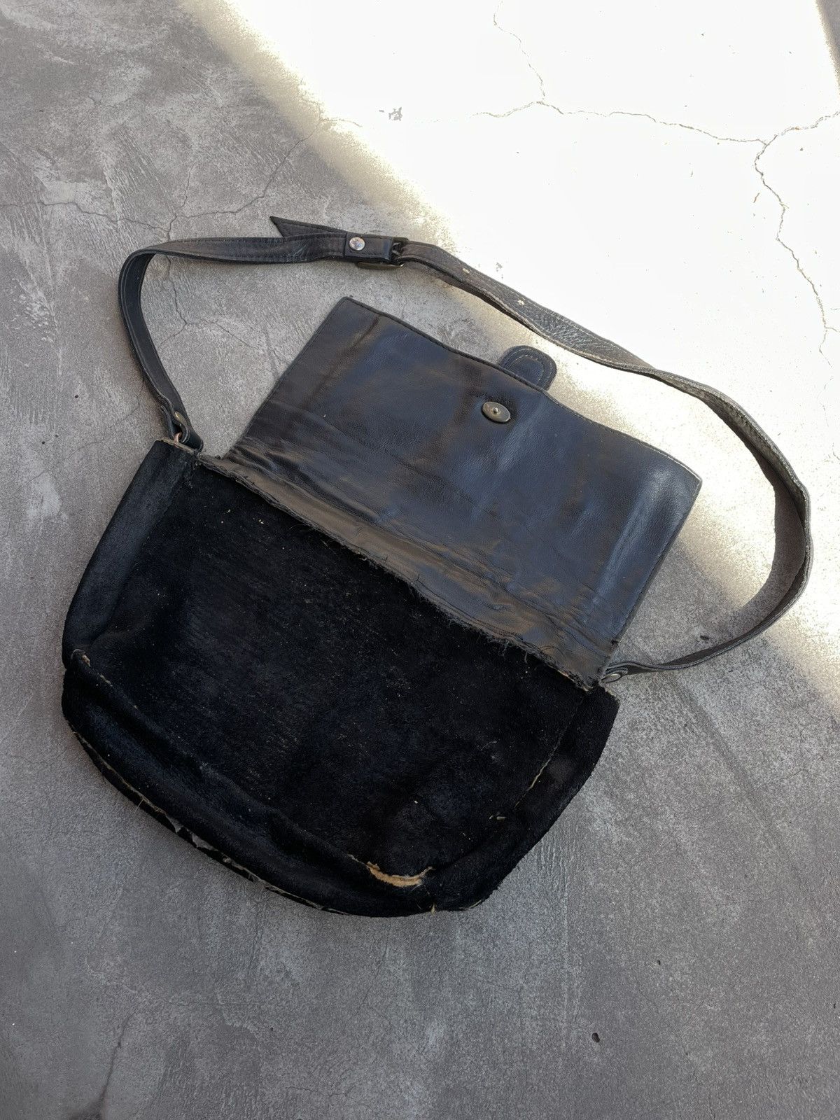 Bugatti Saved Bugatti Black Leather Messenger Bag 90s Size ONE SIZE - 21 Thumbnail
