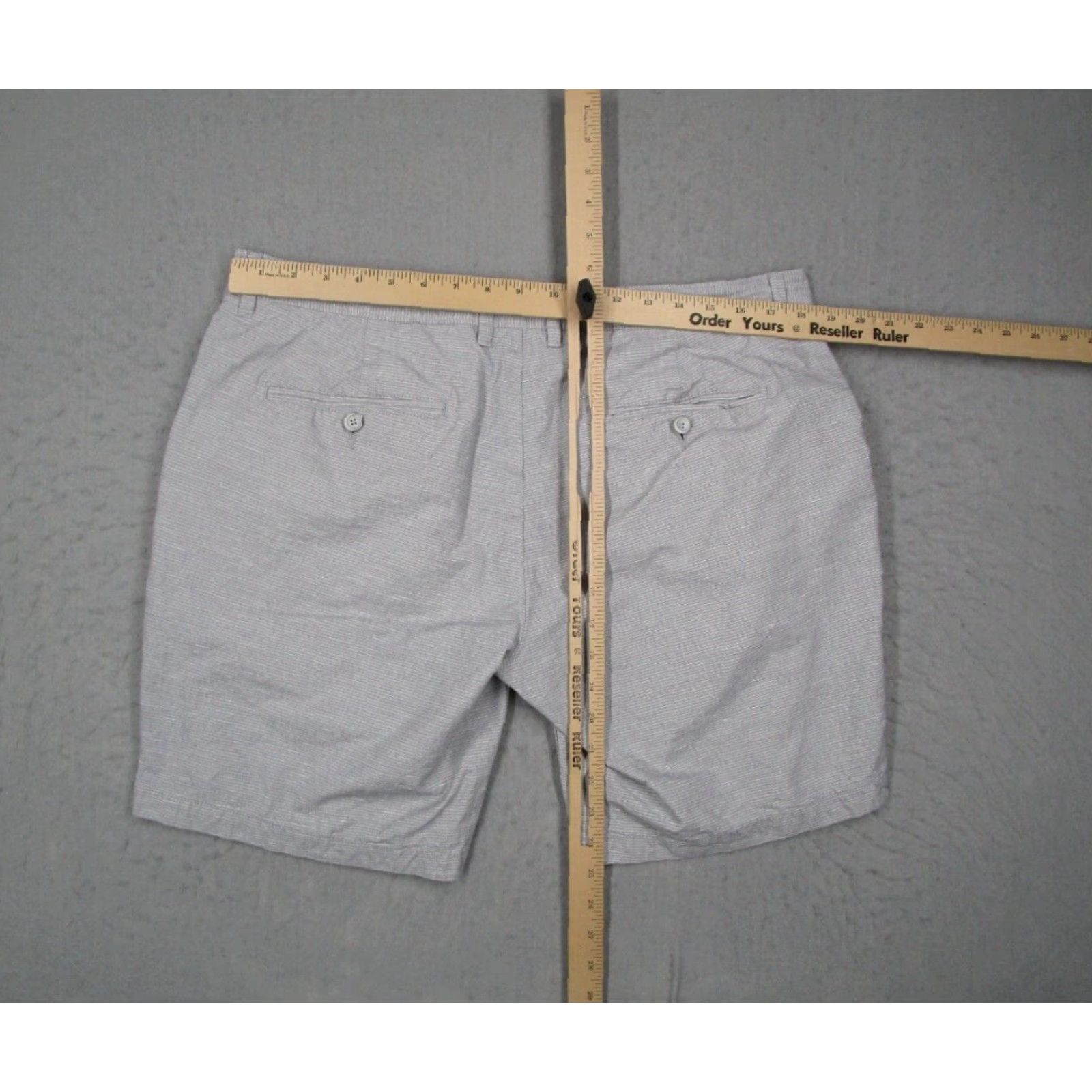 Rodd & Gunn VINTAGE Rodd & Gunn Shorts Mens 38 Gray Striped Chino Casual Golf Travel 8" Inseam Size US 38 / EU 54 - 6 Thumbnail