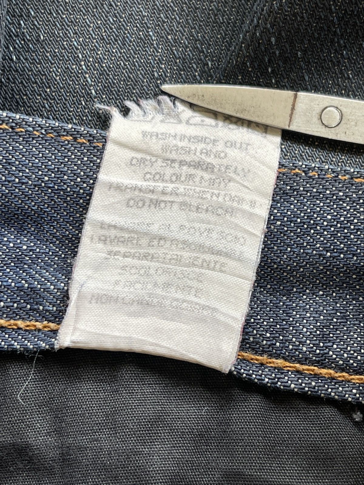 Vintage Ring Milano Distressed Waxed Denim Size US 33 - 13 Thumbnail