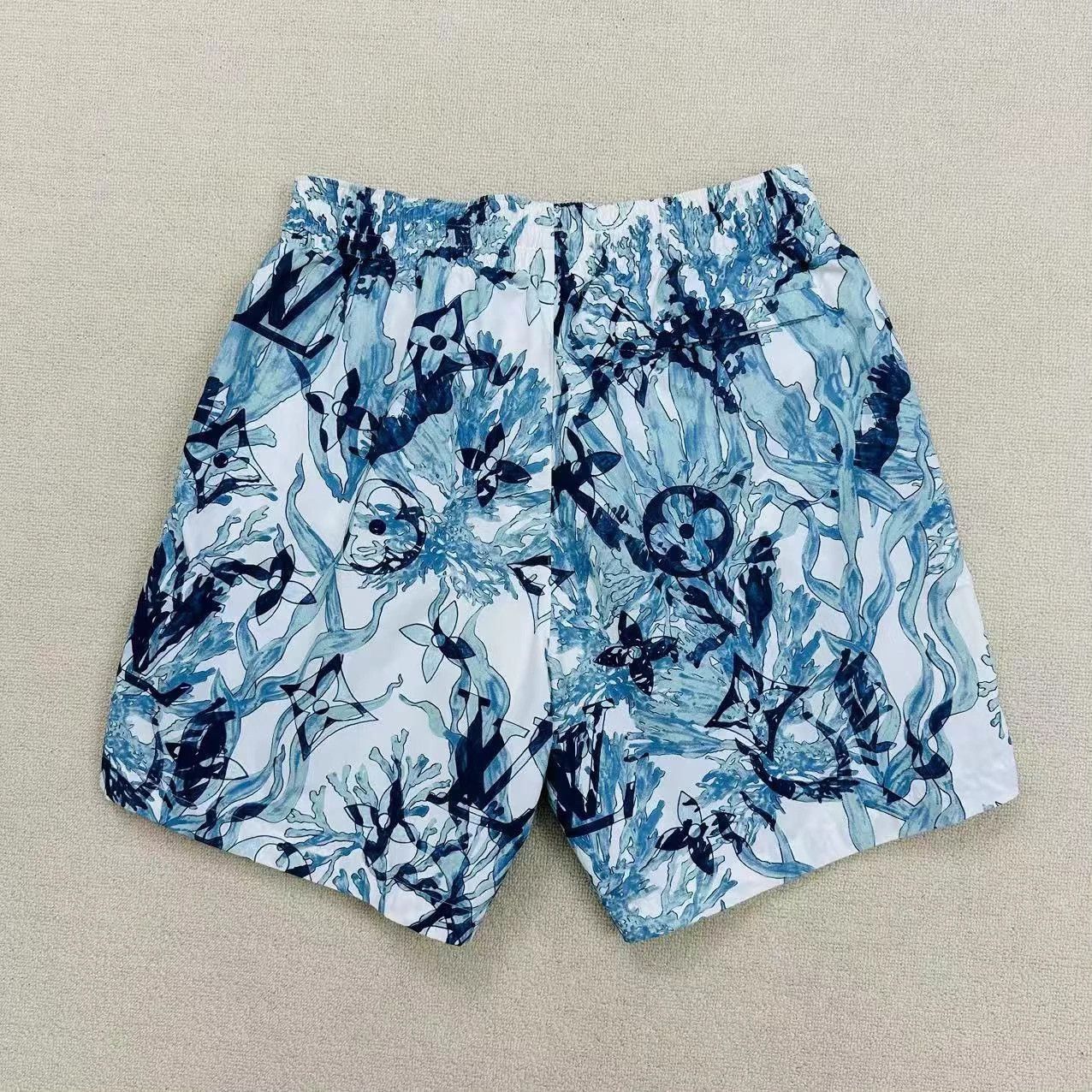 Louis Vuitton LV Seaweed All Over Print Logo M Shorts Size US 35 - 2 Thumbnail