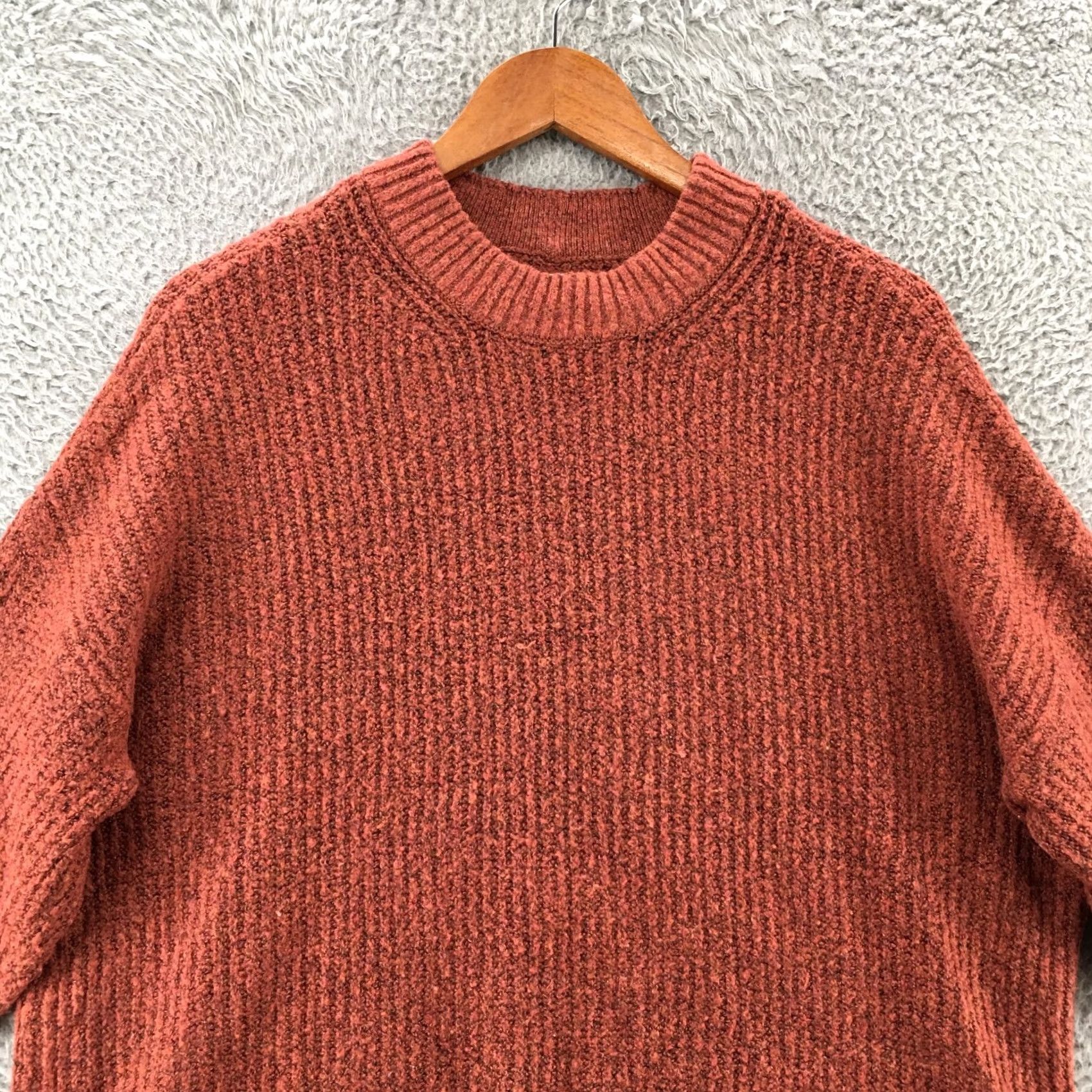 American Eagle Outfitters American Eagle Mock Neck Pullover Sweater Womens Medium Rust Dolman Sleeve Knit - Flat Lay Size M / US 6-8 / IT 42-44 - 2 Thumbnail