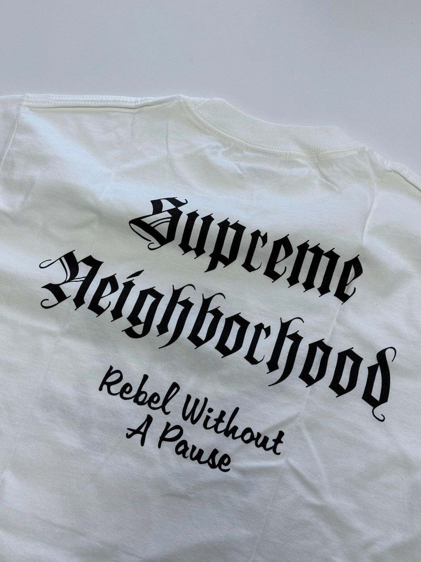 Supreme White Skull and Cross s Graphic T-Shirt Size US M / EU 48-50 / 2 - 5 Thumbnail