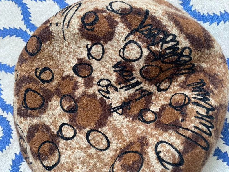 Vivienne Westwood Vivienne Westwood Saturn leopard print newsboy hat Size ONE SIZE - 2 Thumbnail