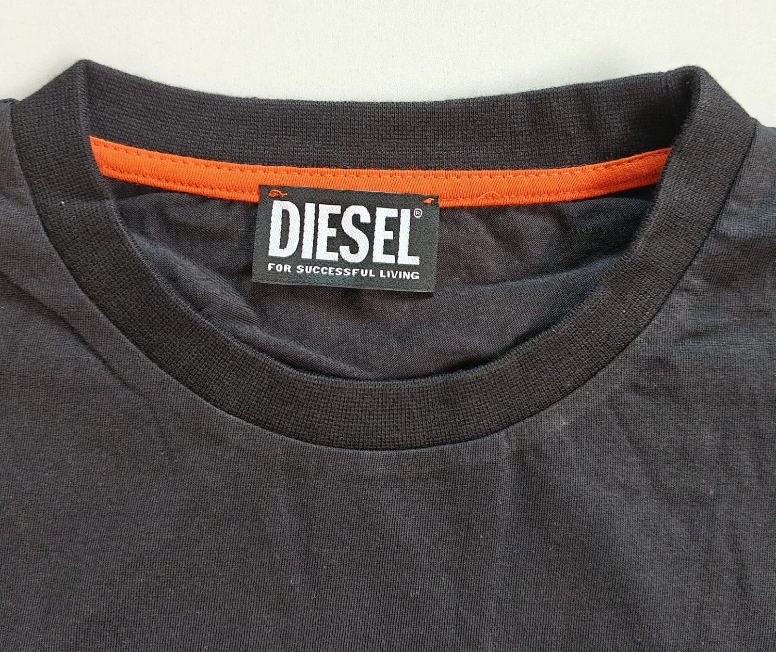Diesel DIESEL Black T-Shirt With Logo Patch T 4116 Size US L / EU 52-54 / 3 - 4 Thumbnail