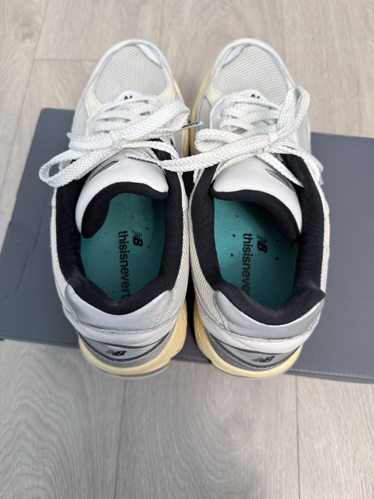New Balance × thisisneverthat New Balance x Thisneverthat ML2002R White Size US 10 / EU 43 - 4 Thumbnail