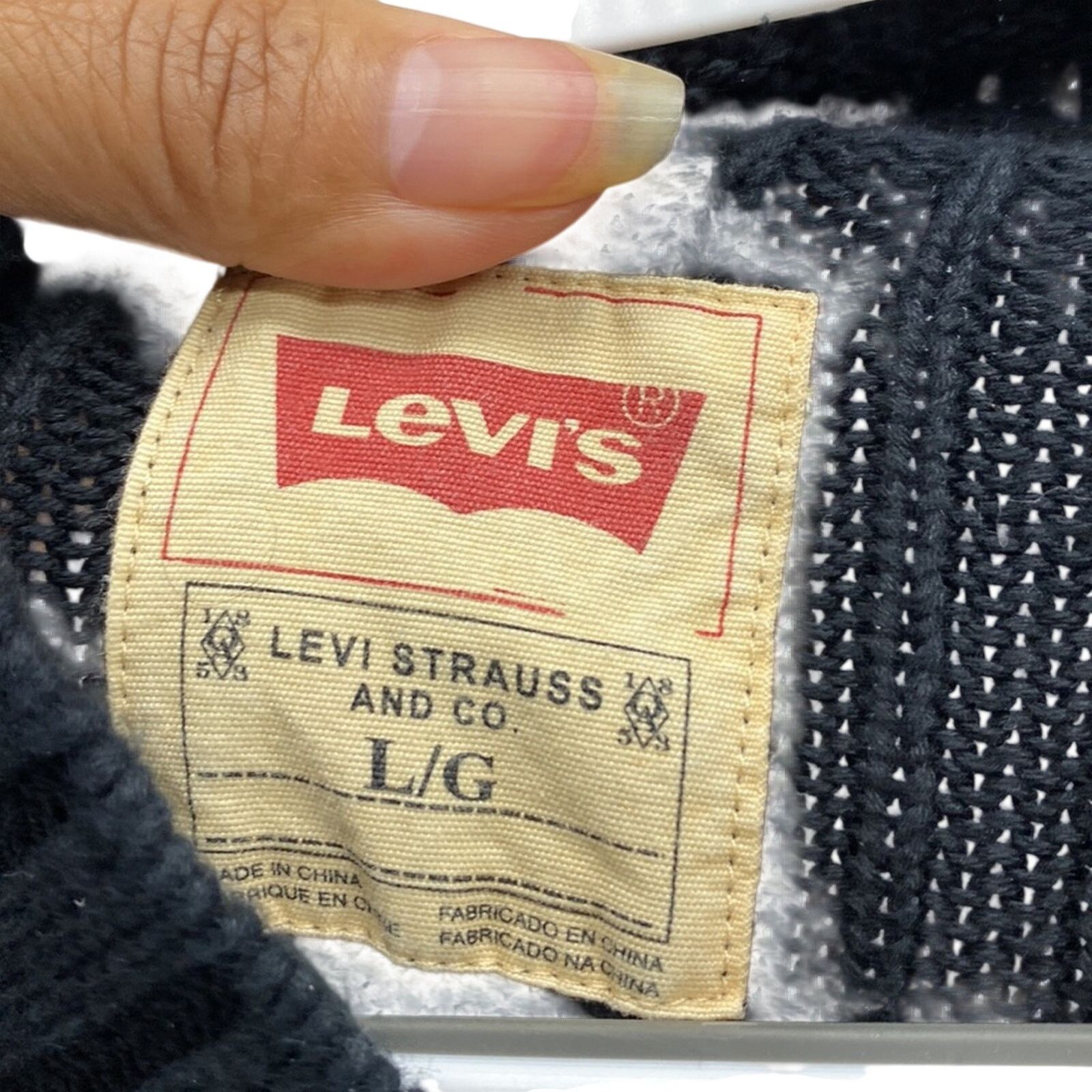 Levi's Levi’s black ribbed v neck elbow patch accent sweater cotton Size US L / EU 52-54 / 3 - 3 Thumbnail
