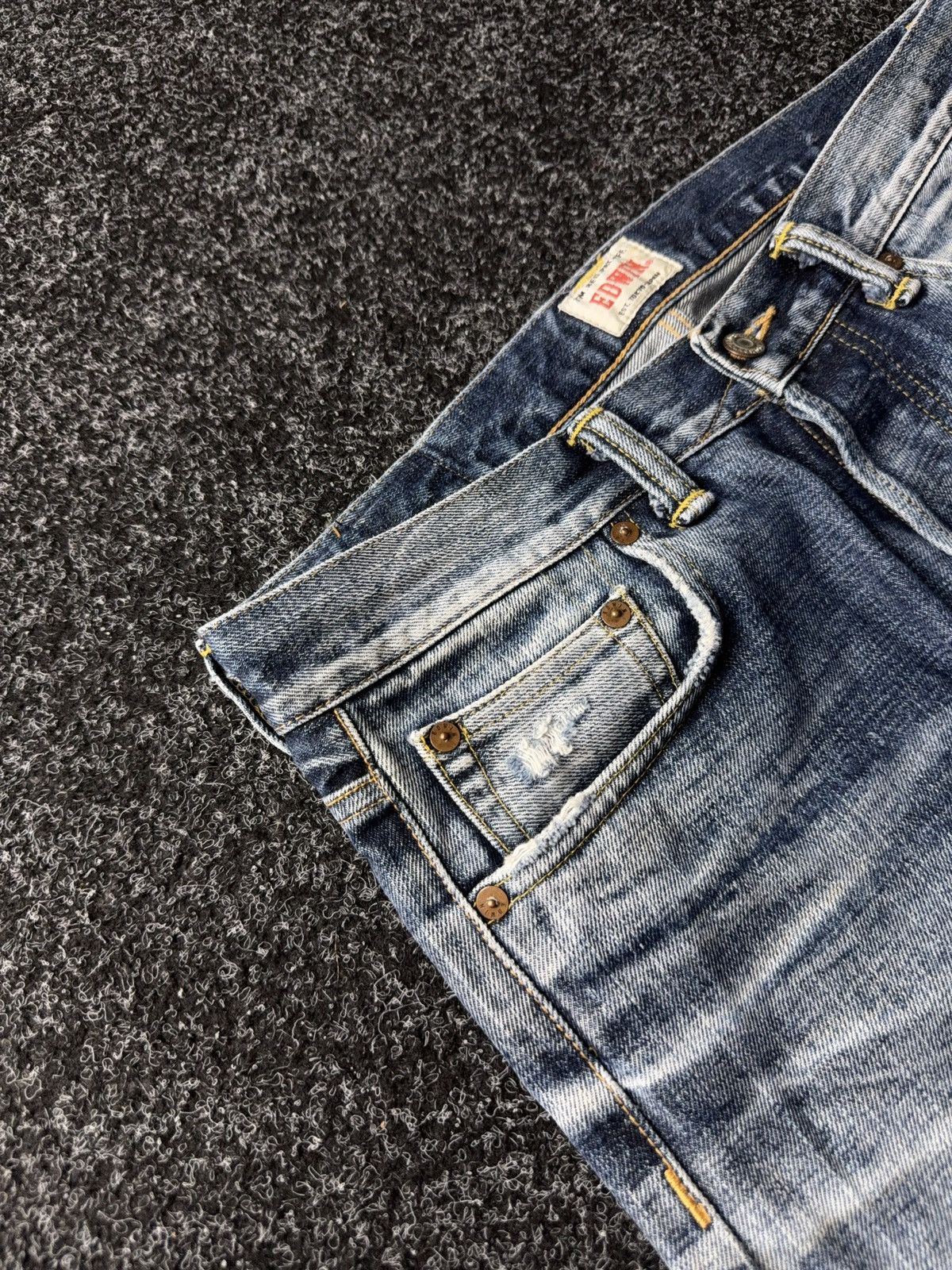 Edwin Vintage 90s Edwin ED-71 Japanese Selvedge Retro Denim Jeans Size US 31 - 10 Thumbnail