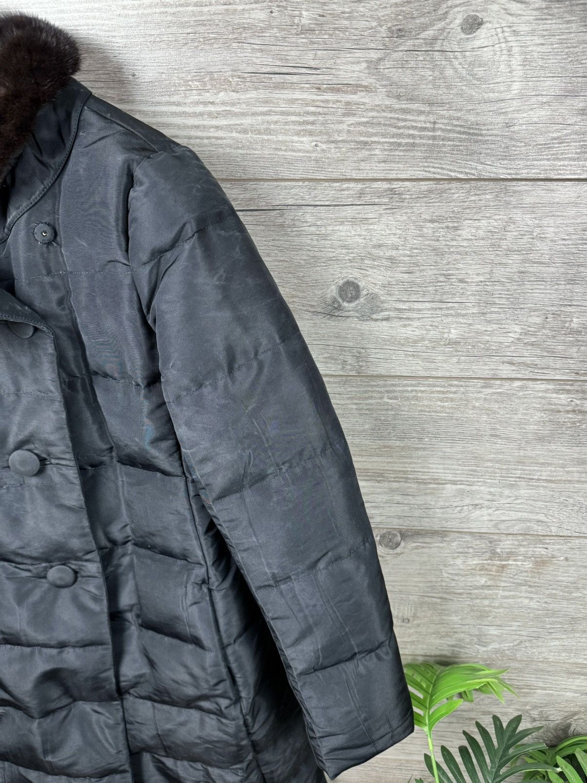 Prada Prada Luxury Puffer down jacket with mink collar Size M / US 6-8 / IT 42-44 - 24 Thumbnail
