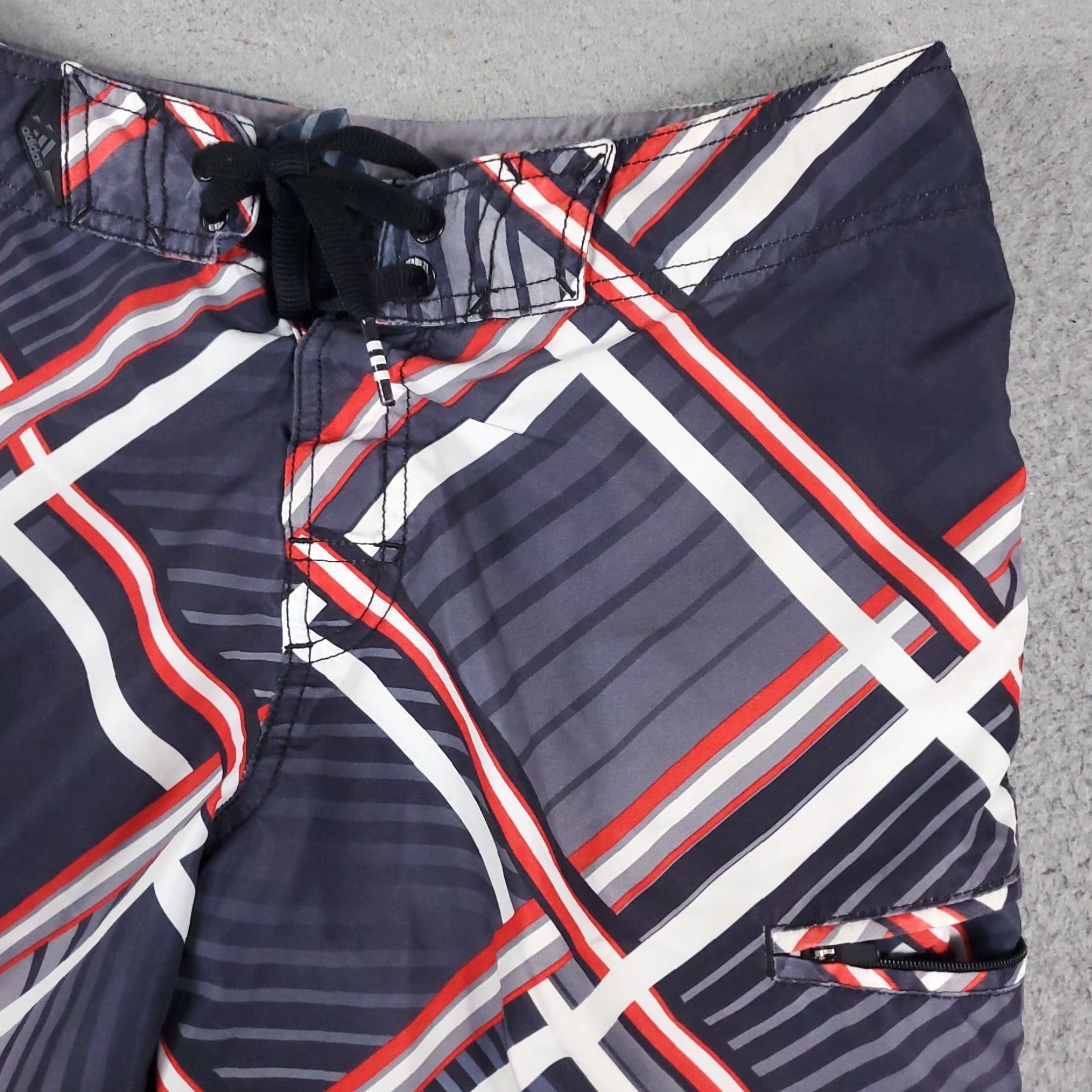 Adidas Adidas Shorts Mens Size 30 Gray Plaid Lace Tie Beach Swim Trunks Board Shorts Size US 29 - 3 Thumbnail