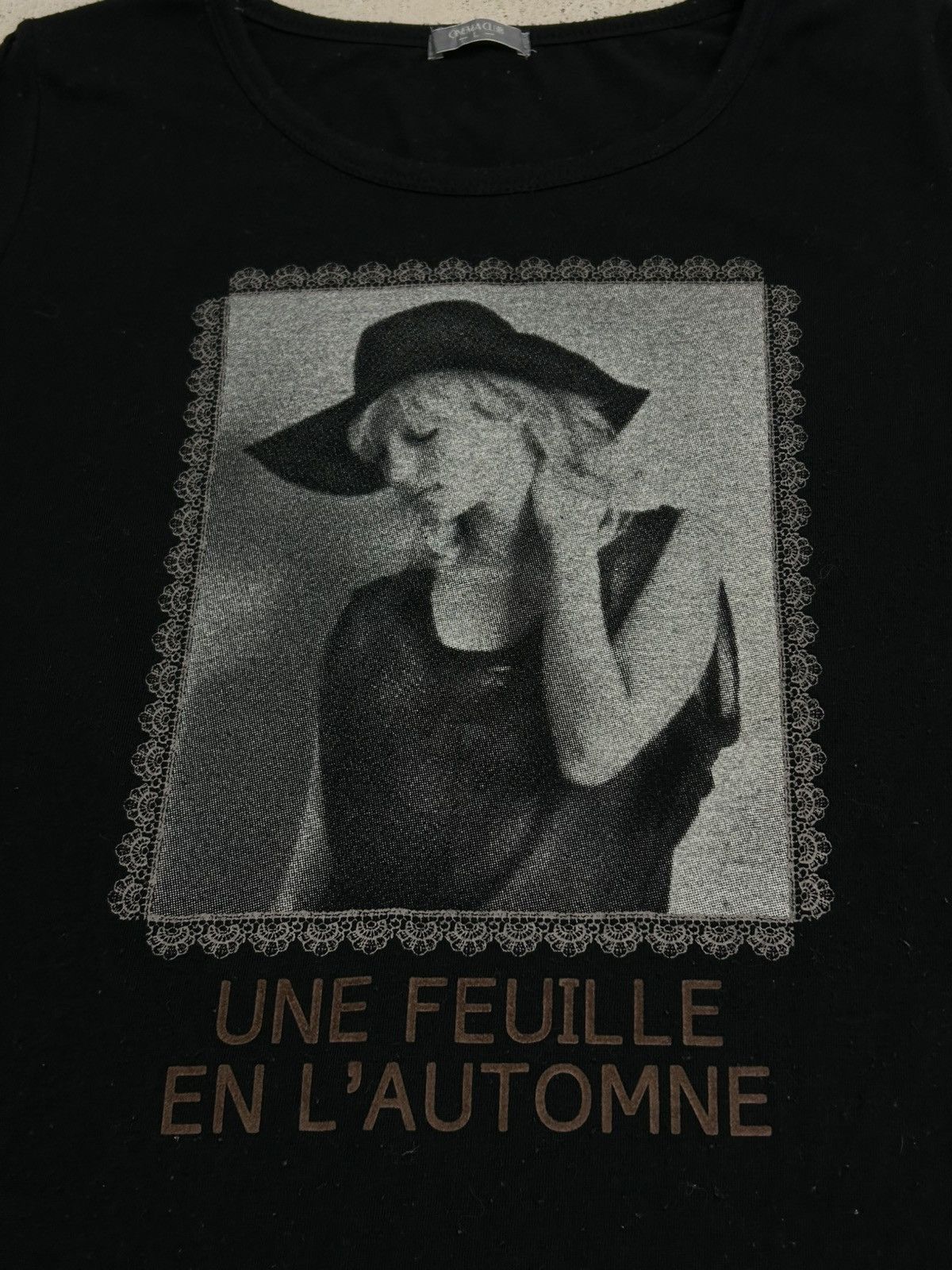 Designer × Japanese Brand Cinema Club Potrait Artist Une Feille Photoprint Size US S / EU 44-46 / 1 - 3 Thumbnail