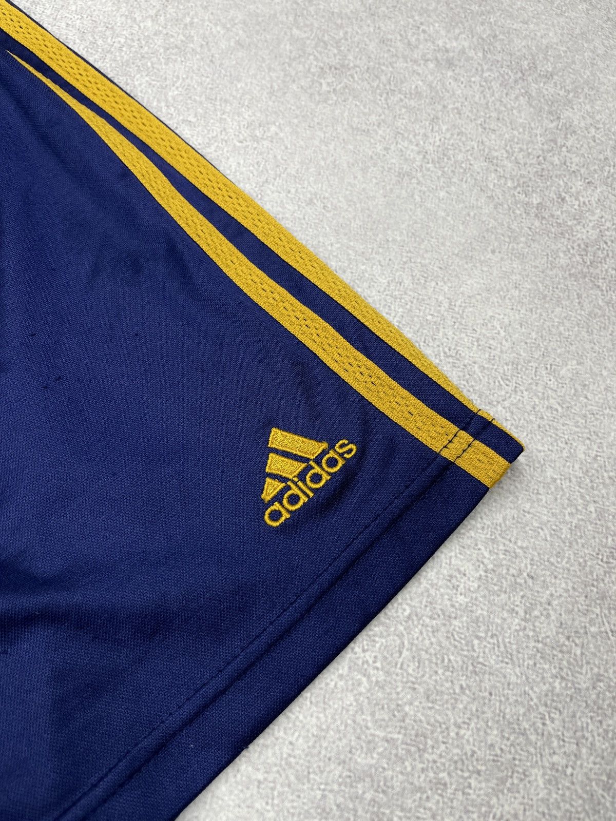 Adidas Vintage Adidas FC Burnley Football Shorts Navy Y2K Soccer Size US 32 / EU 48 - 5 Thumbnail