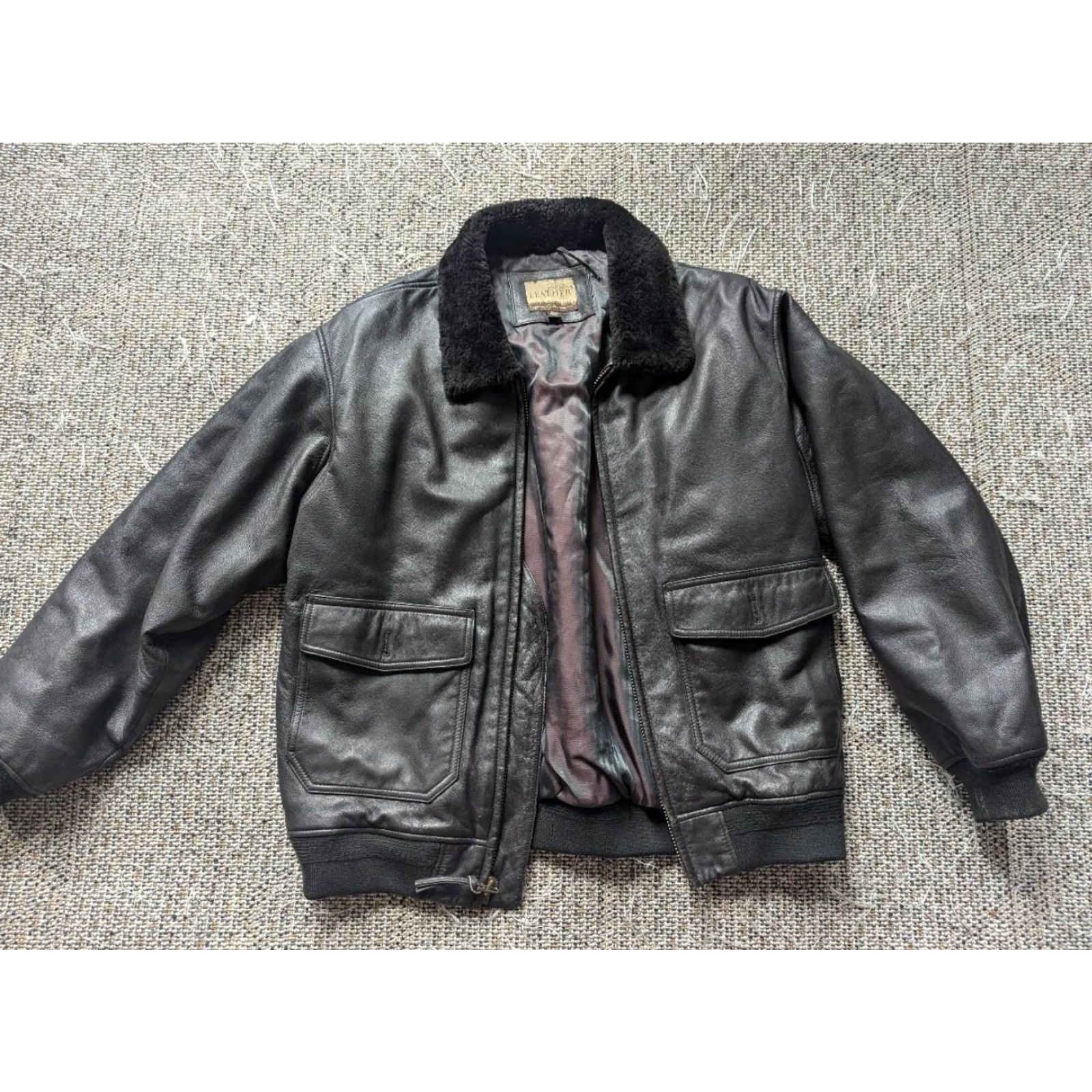 Vintage VINTAGE Cabela's leather BOMBER Jacket Mens L dark brown Mouton collar 44-46 Leather Jacket Size US L / EU 52-54 / 3 - 4 Thumbnail