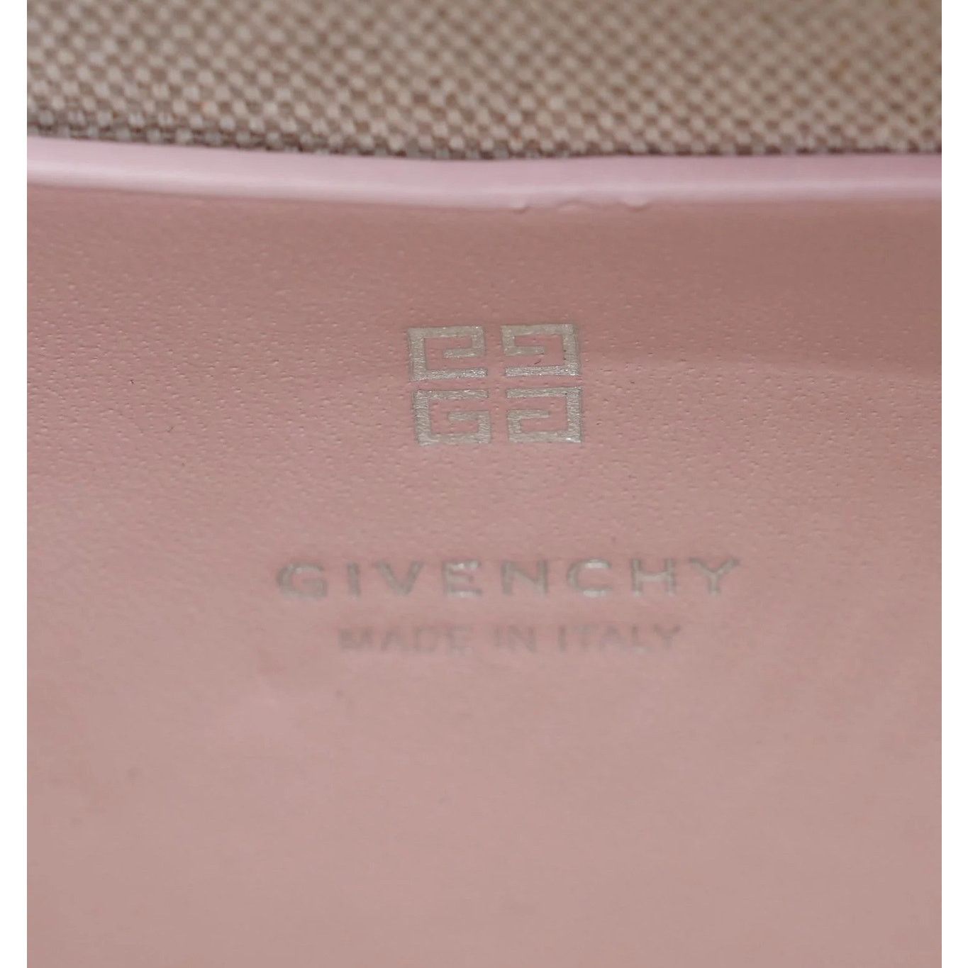 Givenchy Givenchy x Chito Antigona Bag With Tag Effect Heart Print Size ONE SIZE - 6 Thumbnail
