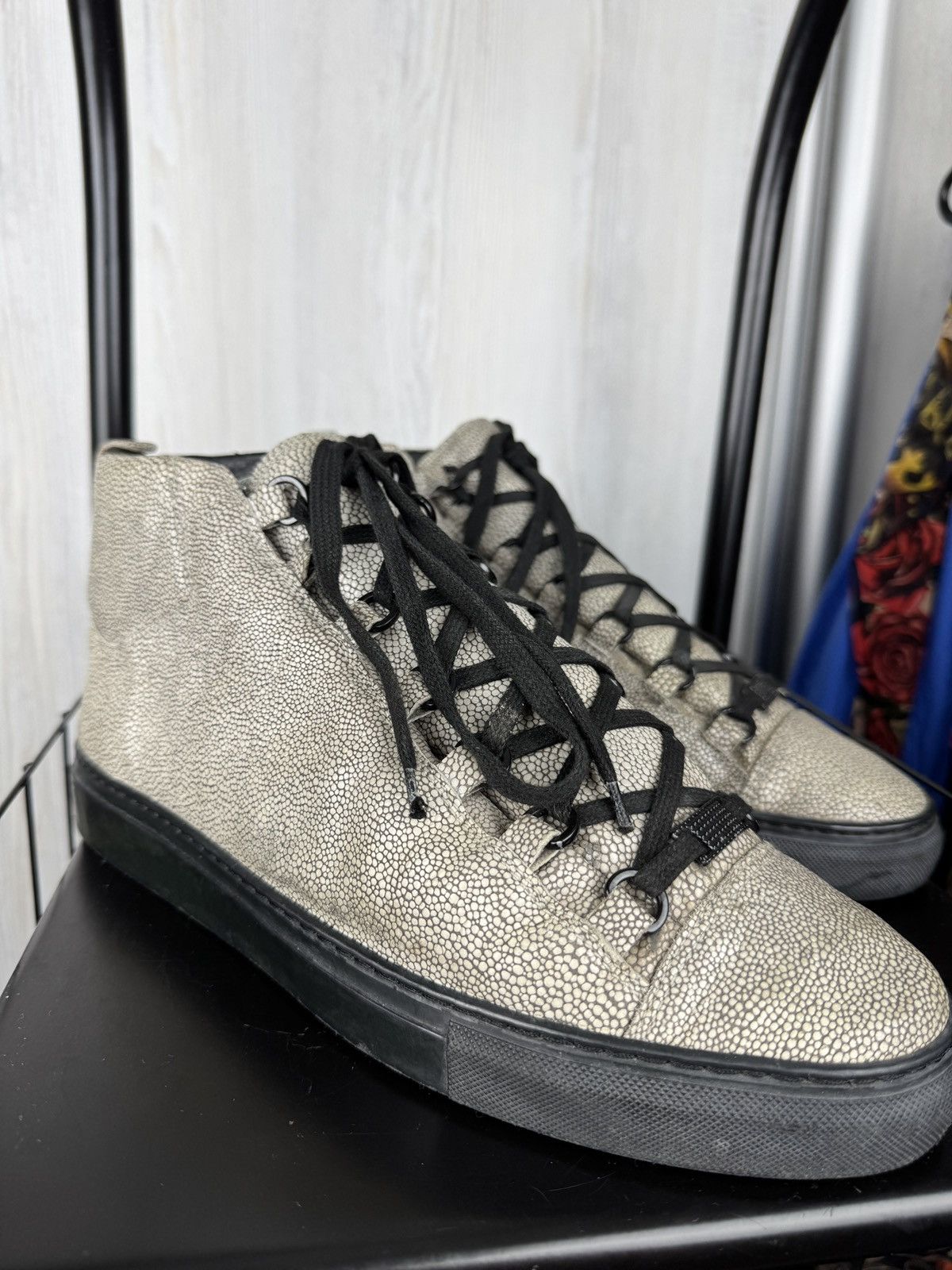 Balenciaga Balenciaga Leather High Arena Stingray Grey Sneakers size 42 Size US 9 / EU 42 - 2 Thumbnail