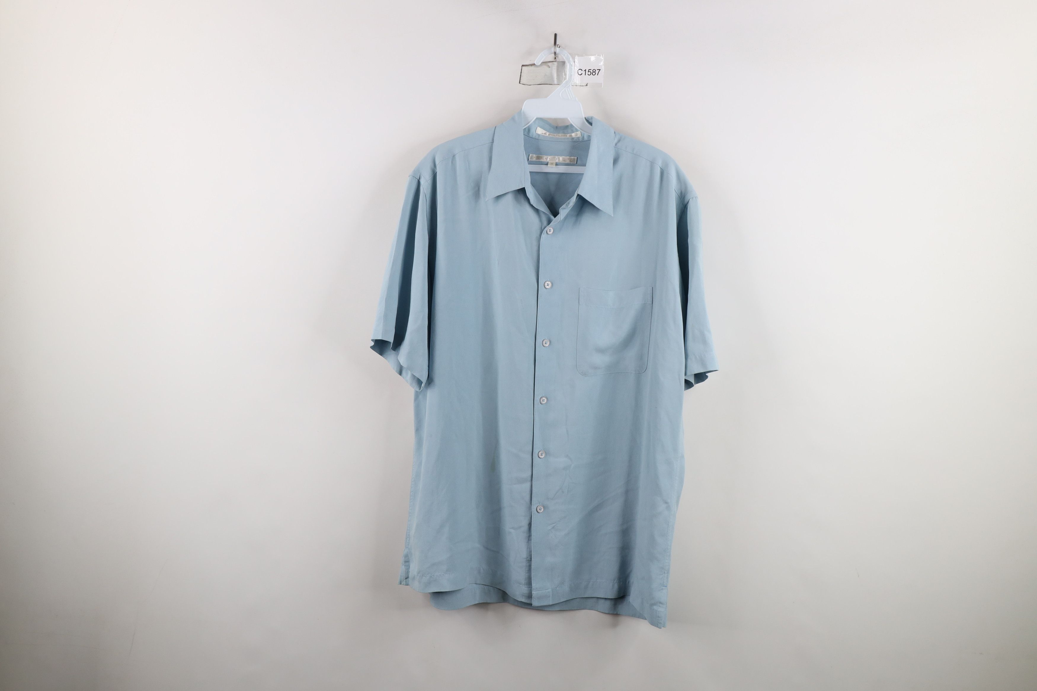 Vintage Vintage 90s Streetwear Baggy Silk Short Sleeve Button Shirt Size US M / EU 48-50 / 2 - 1 Thumbnail