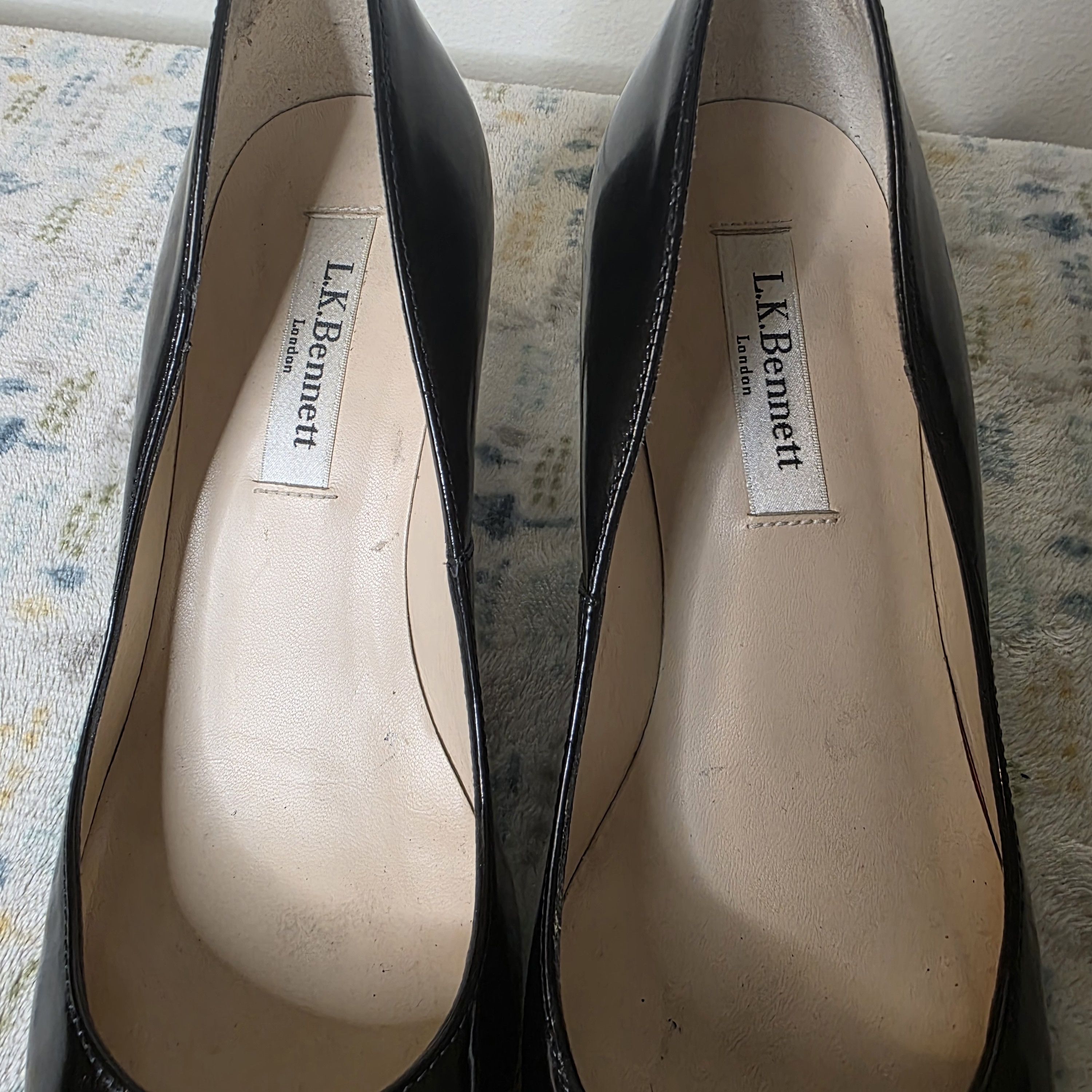 LK Bennett L.K. Bennett Black Leather Pump Heels Size US 5 / IT 35 - 6 Thumbnail