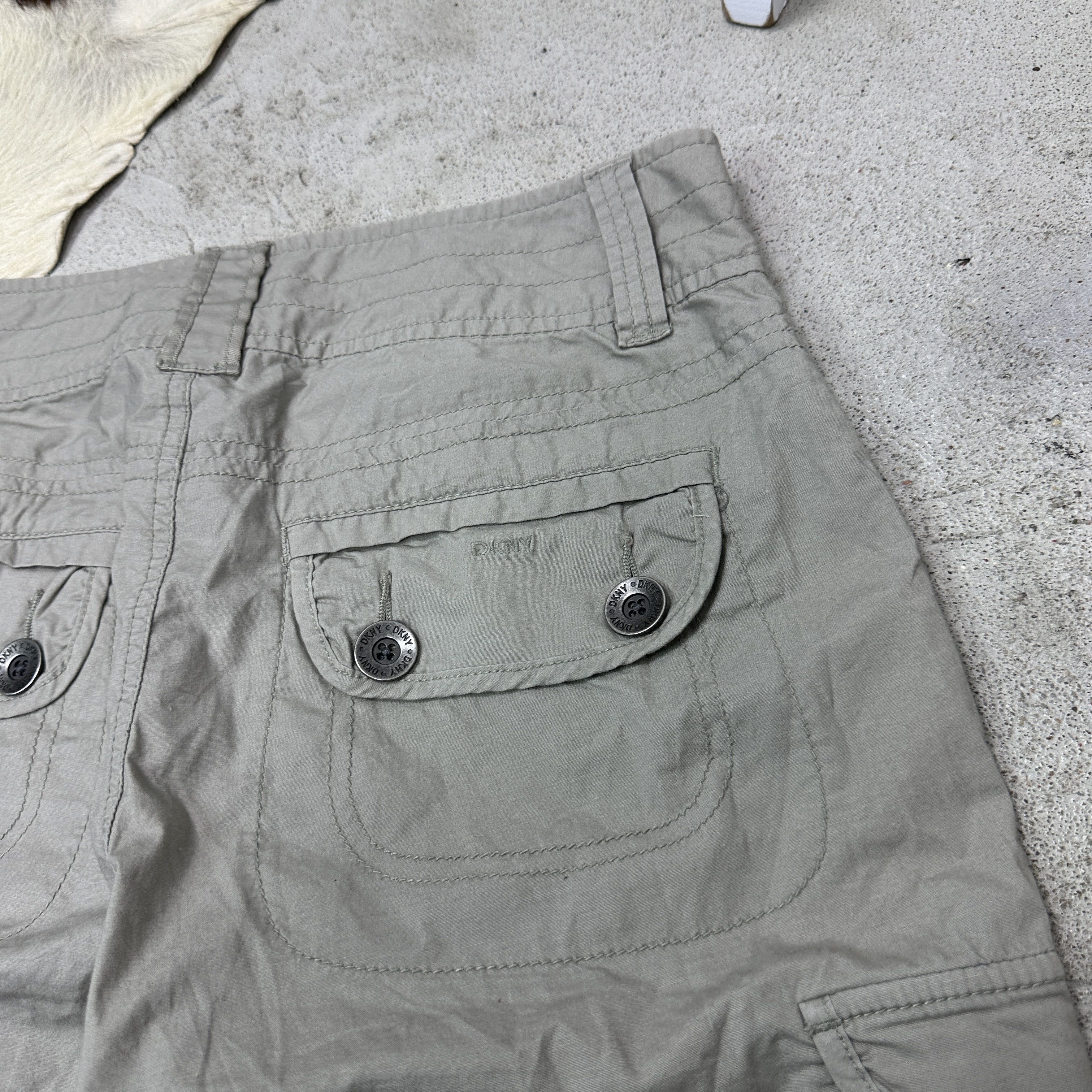 DKNY Vintage Streetwear Capri Cargo Shorts DKNY Y2K Size US 33 - 3 Thumbnail