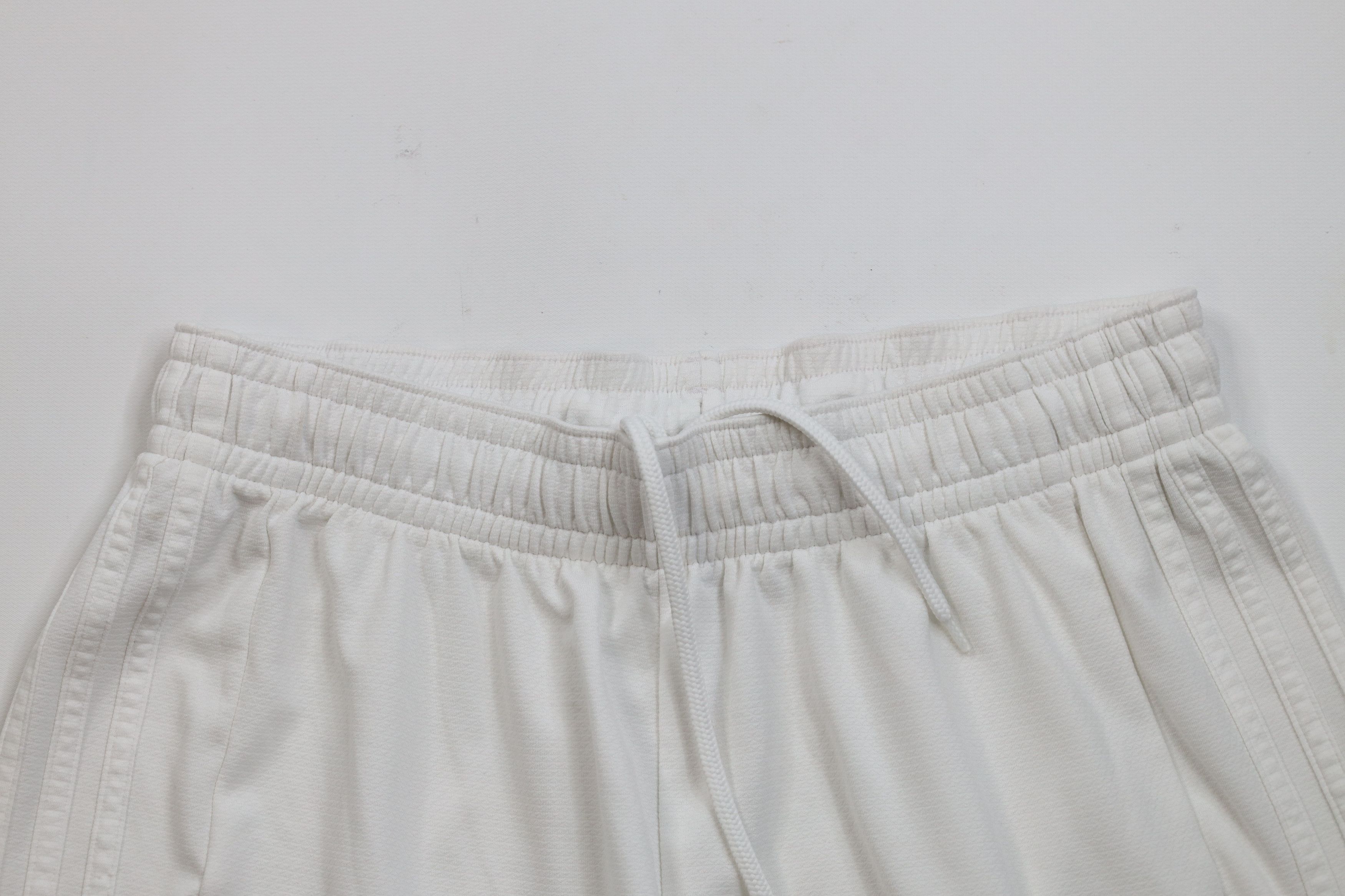 Adidas × Vintage Vintage Adidas Above Knee Running Jogging Soccer Shorts Size US 34 / EU 50 - 2 Thumbnail