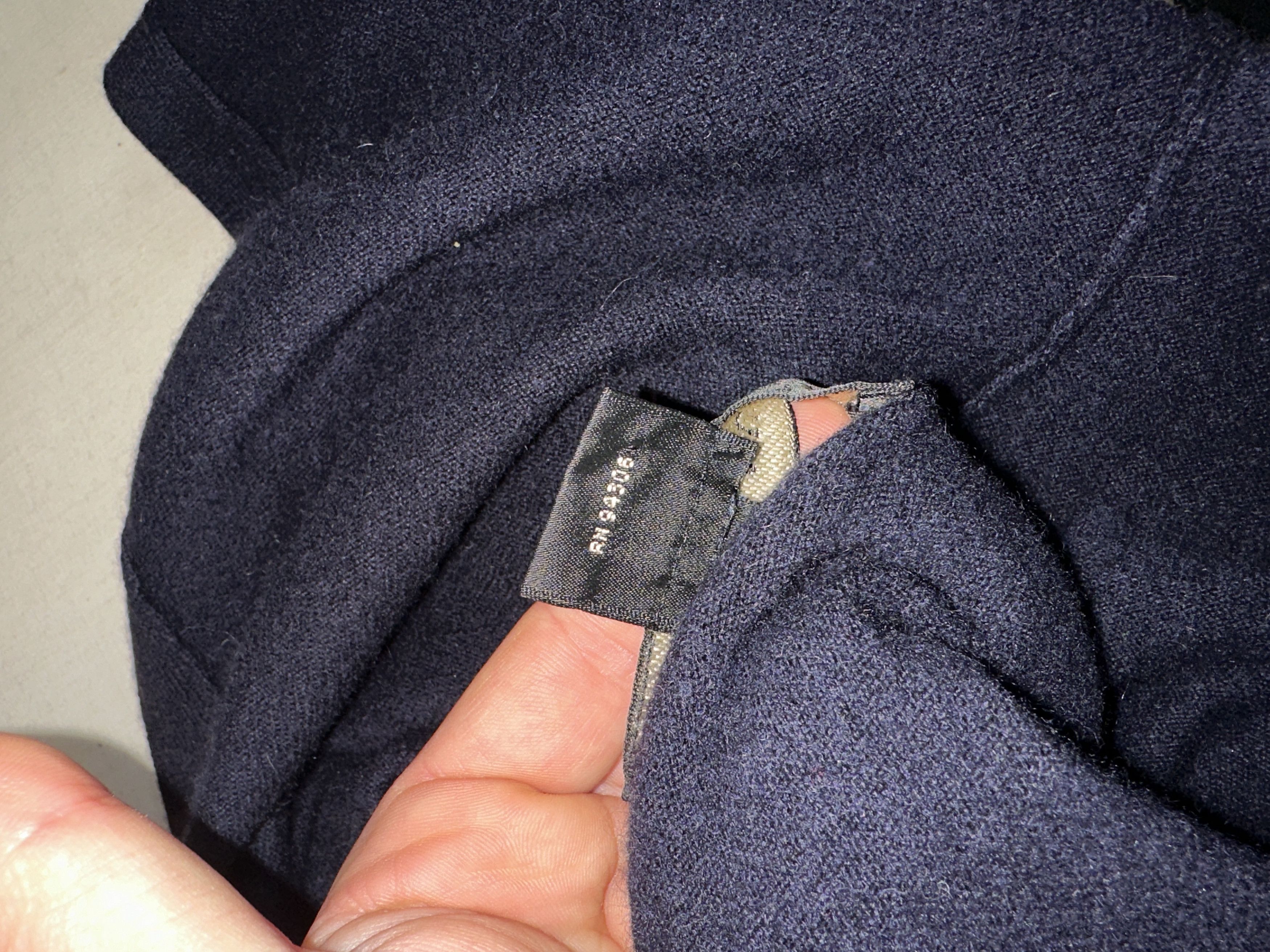 Ralph Lauren Black Label Ralph Lauren Black Label Cashmere Cardigan Sweater Size M Size M / US 6-8 / IT 42-44 - 12 Thumbnail