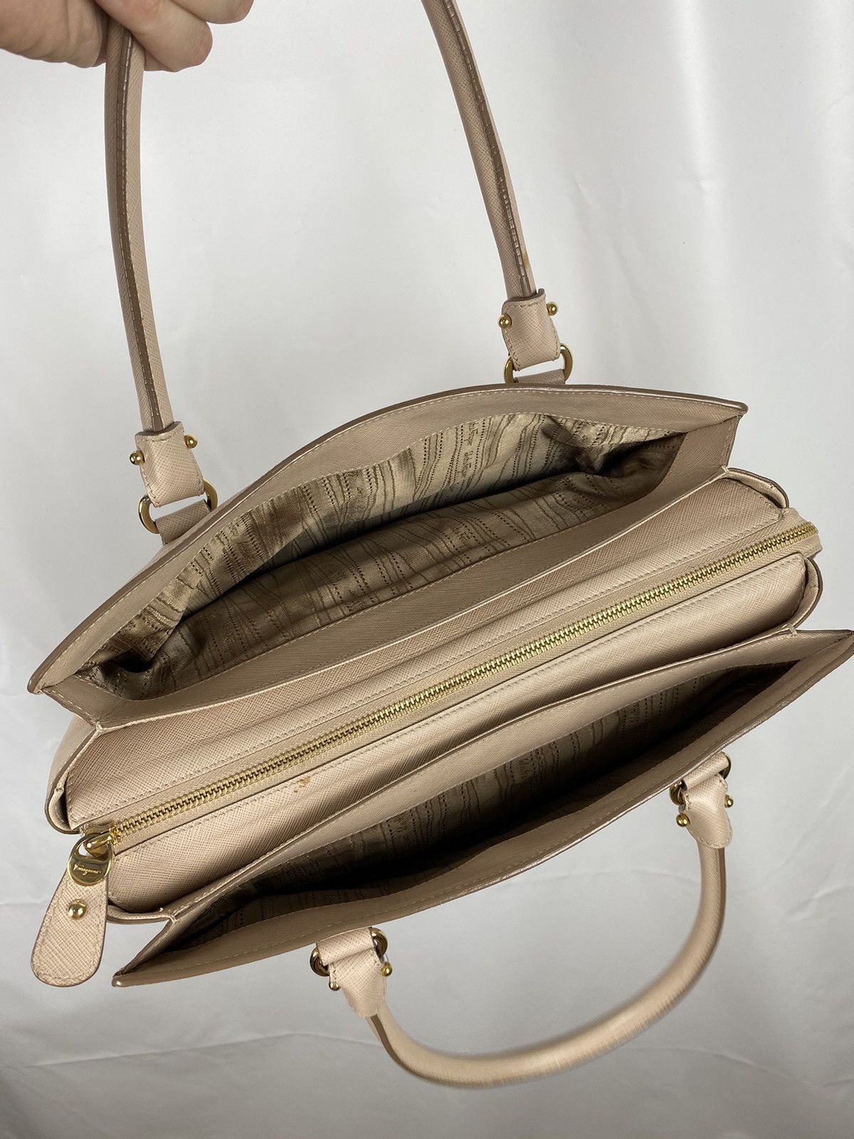 Salvatore Ferragamo Salvatore Ferragamo Becky Tote Bag Saffiano Leather Size ONE SIZE - 10 Thumbnail
