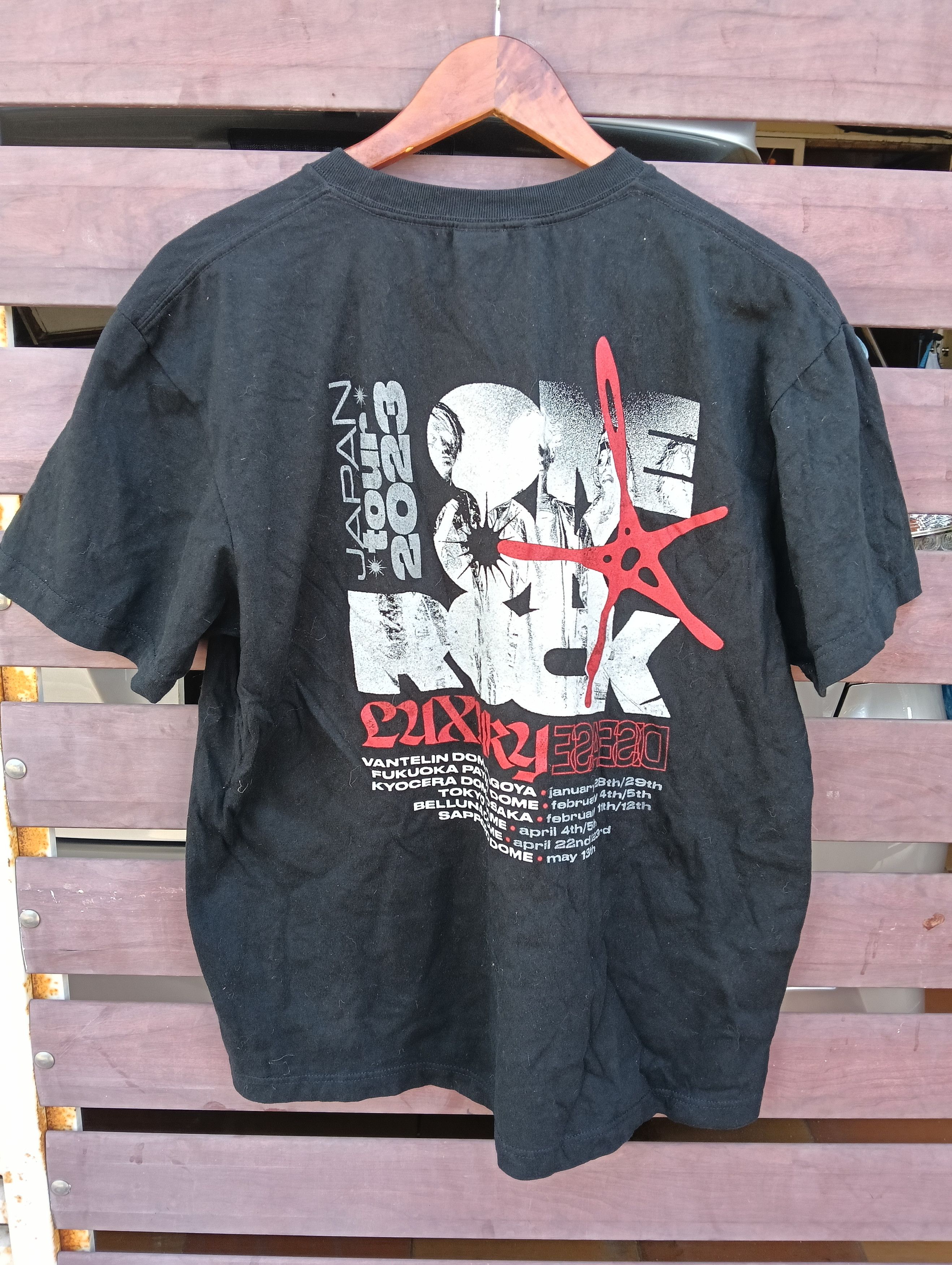 Band Tees × Japanese Brand One ok rock tour japan 2023 black tshirt Size US M / EU 48-50 / 2 - 3 Thumbnail