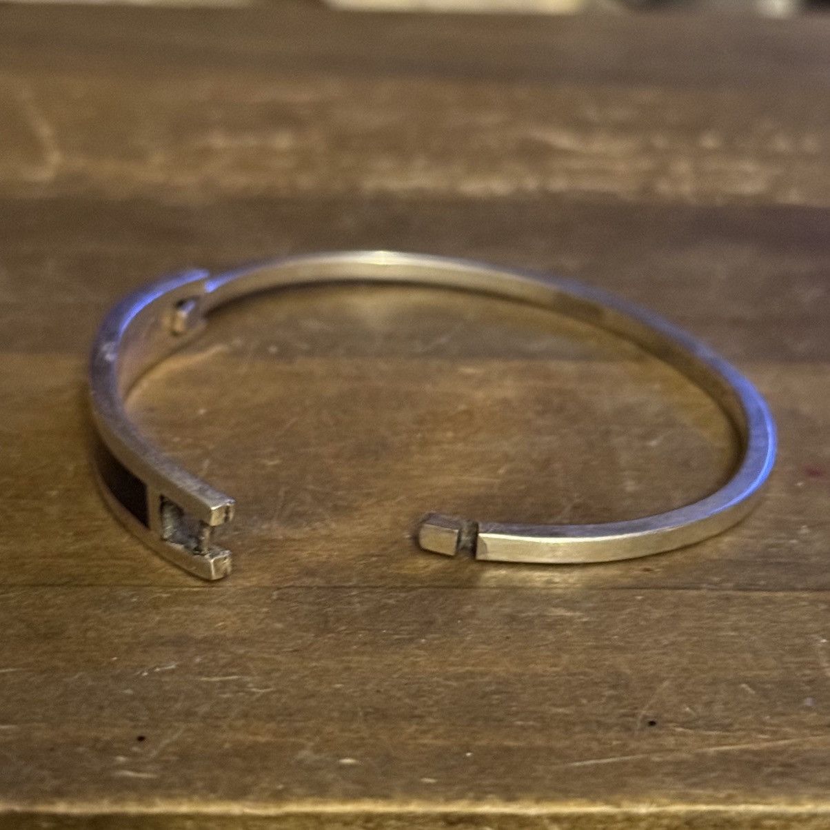 Vintage Vintage Alpaca Mexico silver black enamel hinged bracelet Size ONE SIZE - 6 Thumbnail