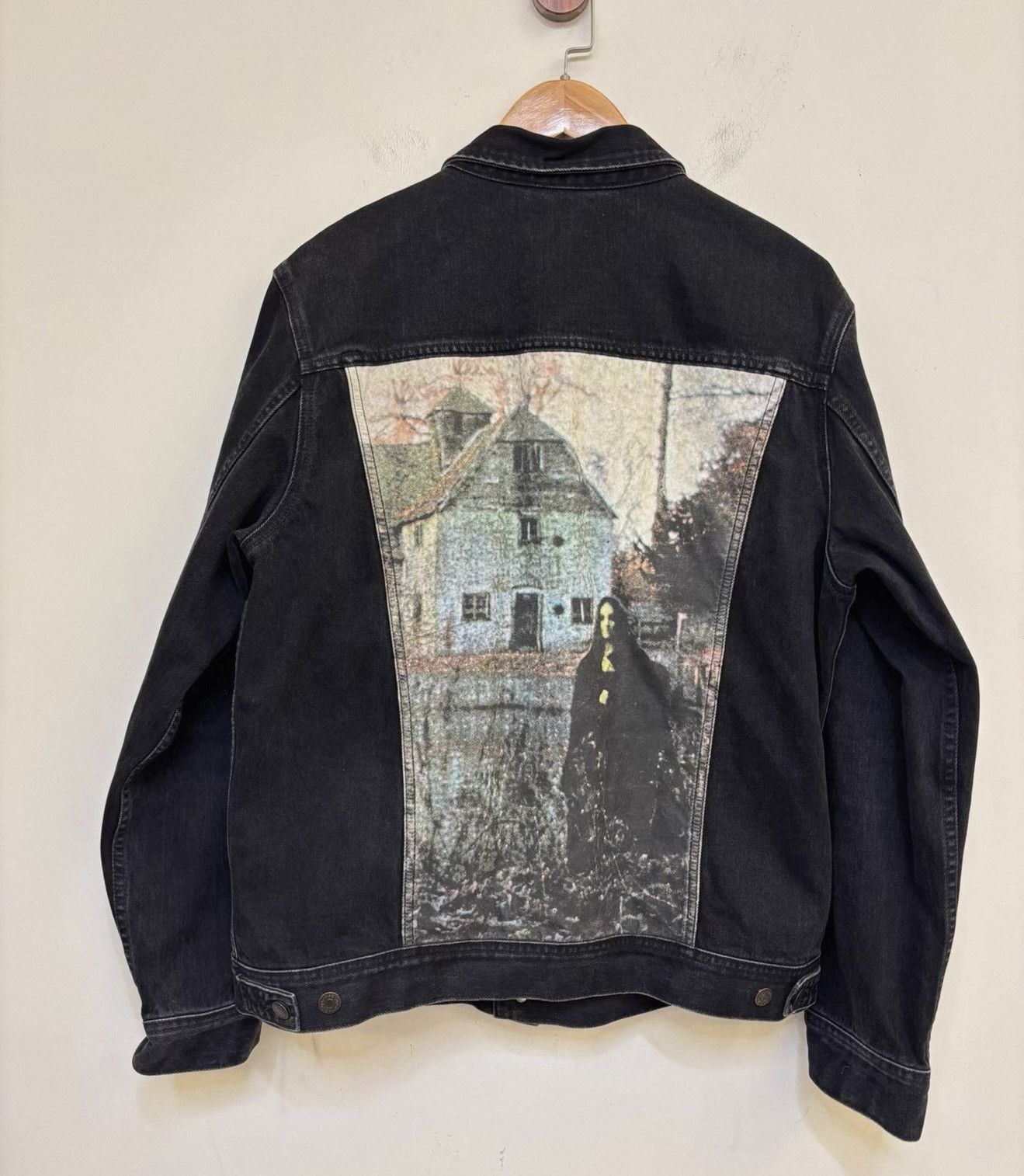 Supreme Supreme 666 Denim Trucker Jacket | Grailed