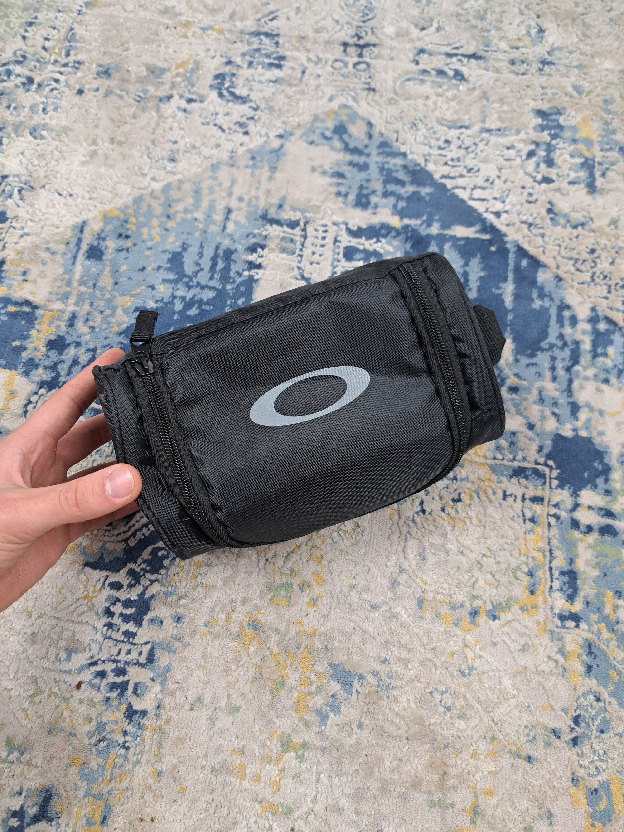 Oakley Archive Oakley y2k Big Logo Bag Ski Google Case Gorpcore Size ONE SIZE - 1 Thumbnail
