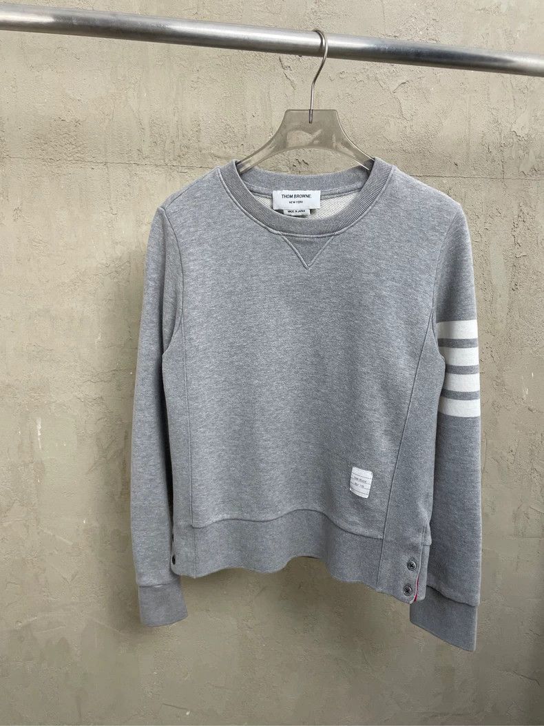 Thom browne Gray four-striped round-neck sweatshirt 2504-Ne