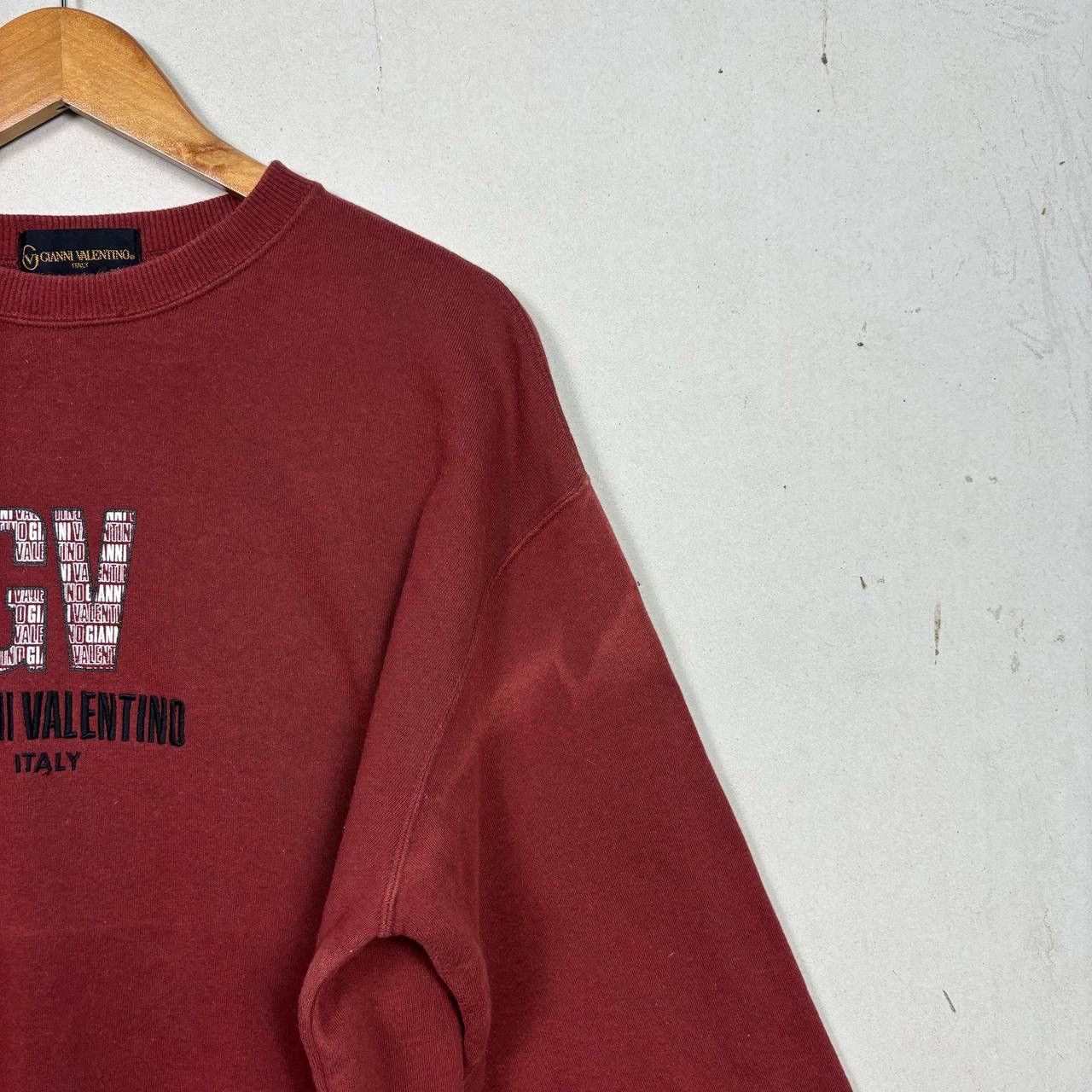Japanese Brand Vintage Gianni Valentino Embroidered Logo Sweatshirt Size L Size US L / EU 52-54 / 3 - 4 Thumbnail