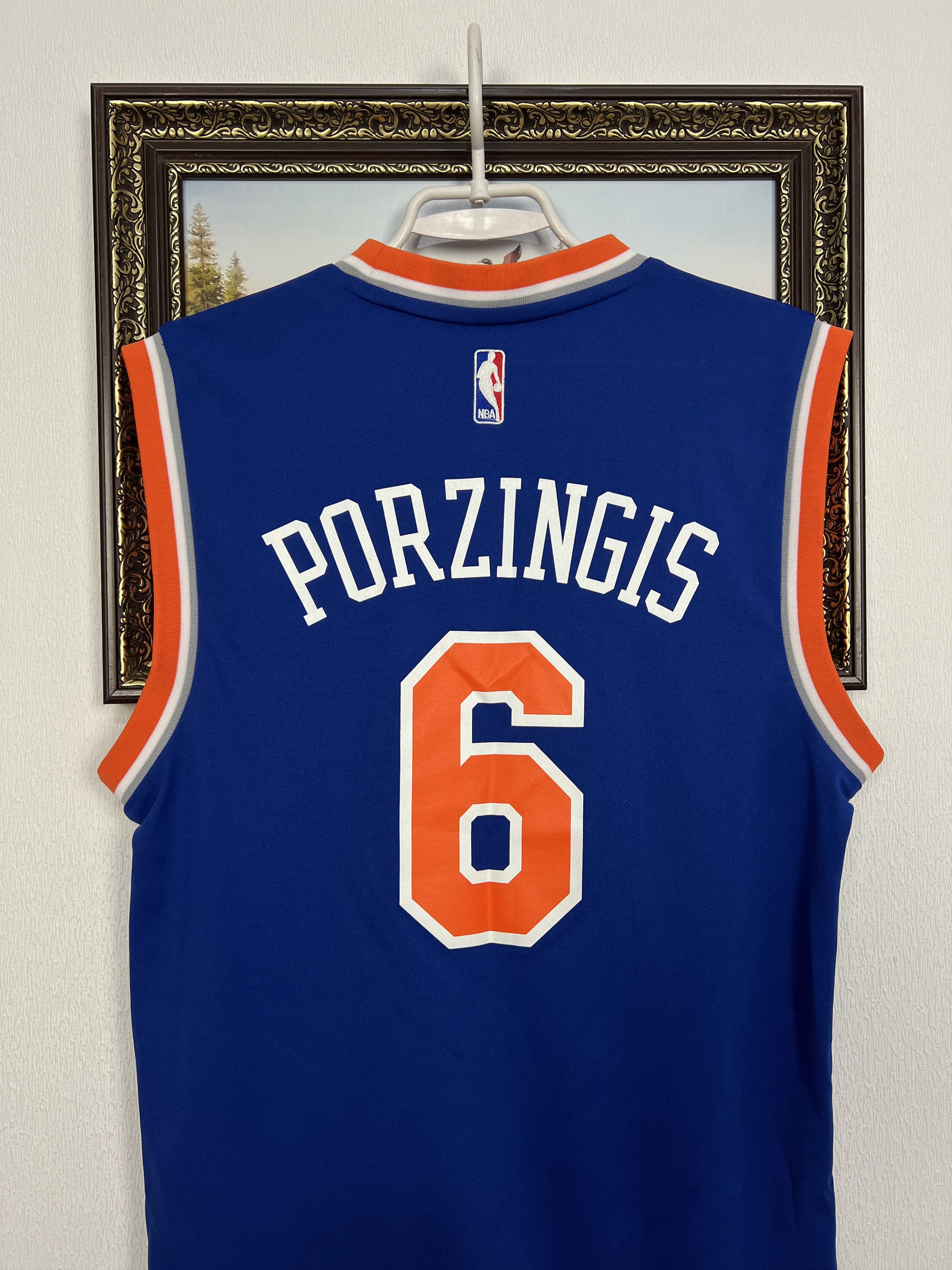 Adidas Vintage New York Knicks #6 Porzingis NBA Jersey Trikot Size US S / EU 44-46 / 1 - 9 Thumbnail