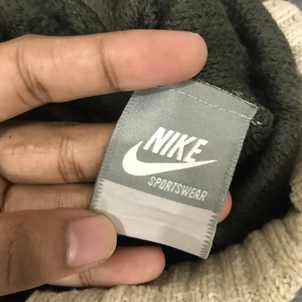 Nike Nike Stripe Design Beanie Hat Size ONE SIZE - 5 Thumbnail