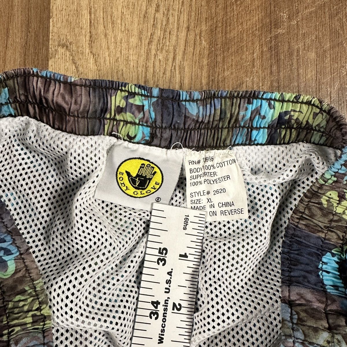Body Glove × Vintage Team Body Glove Shorts Mens XL Pattern Surf Wear Vintage Size US 34 / EU 50 - 3 Thumbnail