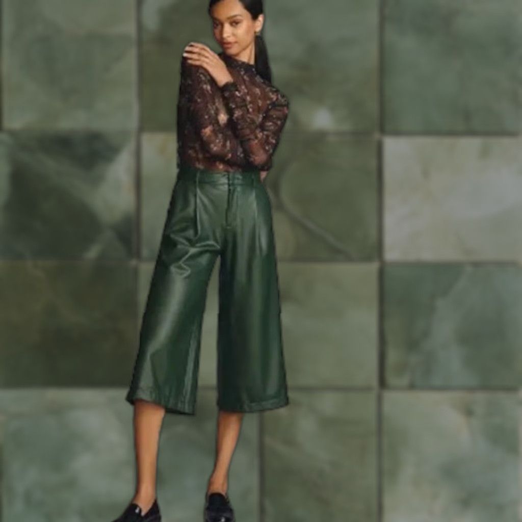 Anthropologie Anthropologie Faux Leather Culottes Pants Women Green Size 4 Regular Inseam 21" Waist 28" Flat Front Pockets Zip NWT Size 27" / US 4 / IT 40 - 1 Thumbnail