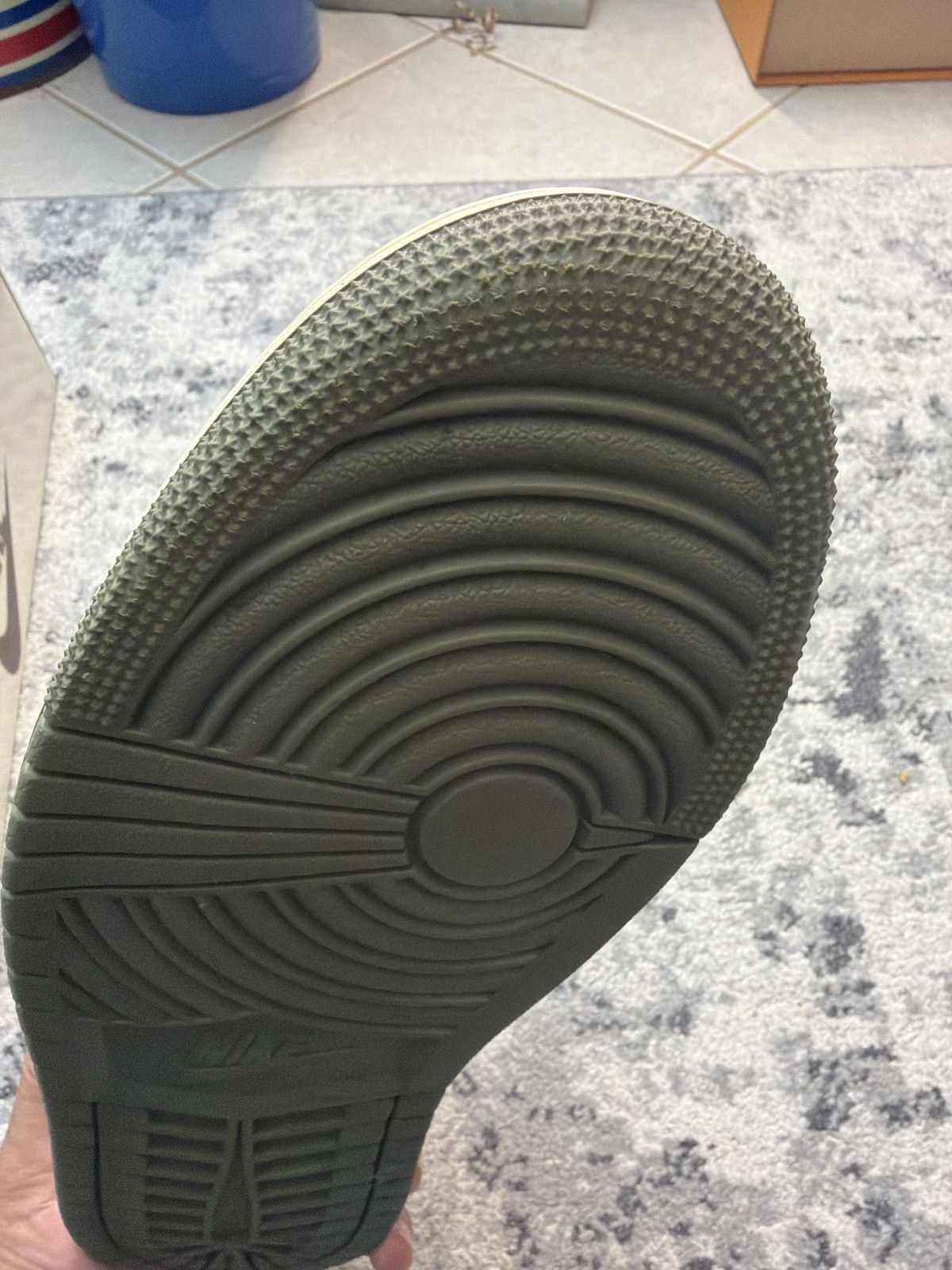 Jordan Brand × Travis Scott Travis Scott Medium Olive Size US 9.5 / EU 42-43 - 6 Thumbnail