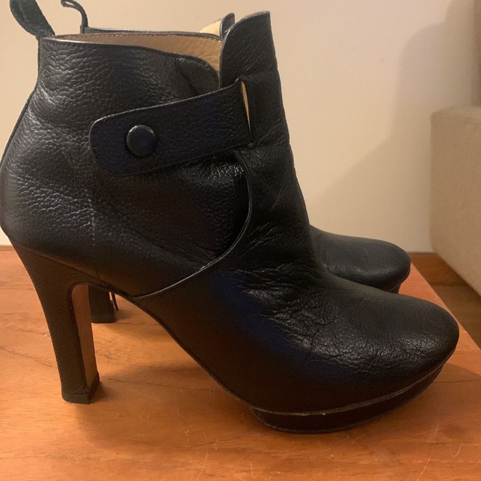 Repetto Repetto Paris black leather sexy chic ankle booties Size US 7.5 / IT 37.5 - 2 Thumbnail