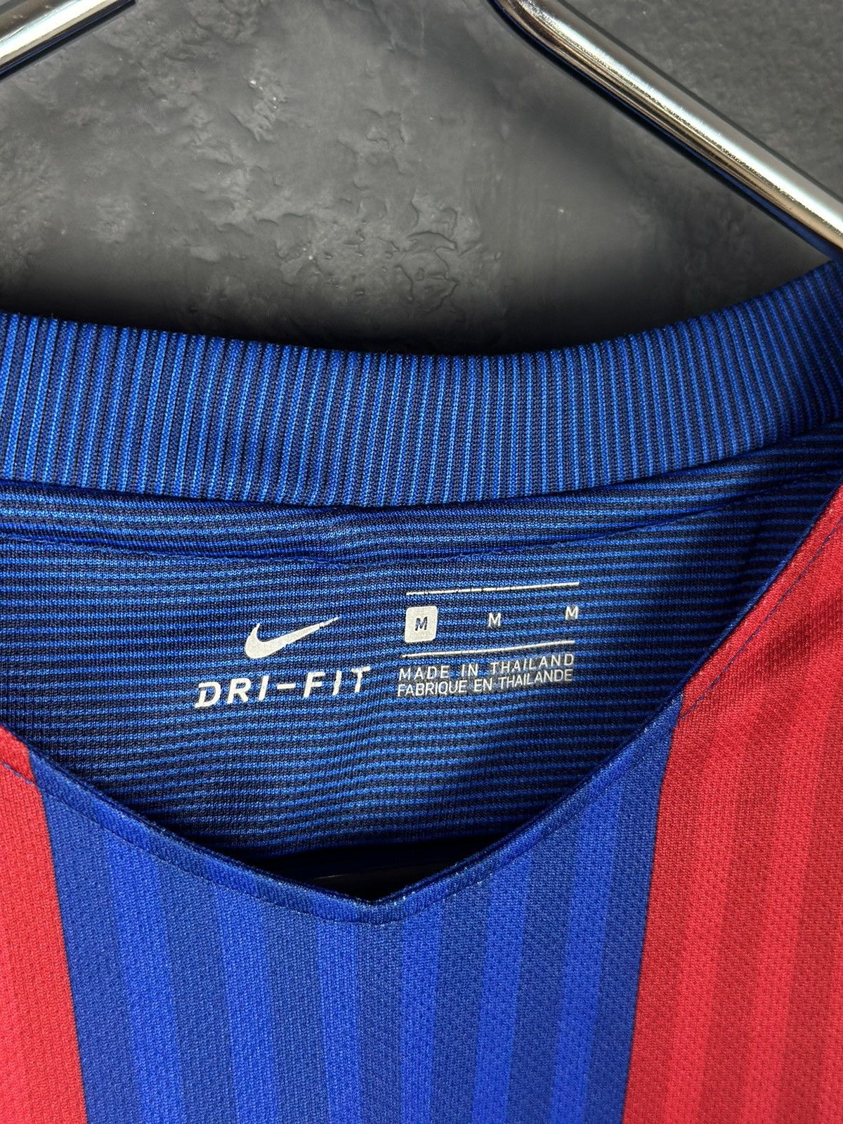 Nike × Vintage 2016/17 Barcelona Home Jersey Suarez 9Nike T-shirt+ Shorts Size US M / EU 48-50 / 2 - 10 Thumbnail