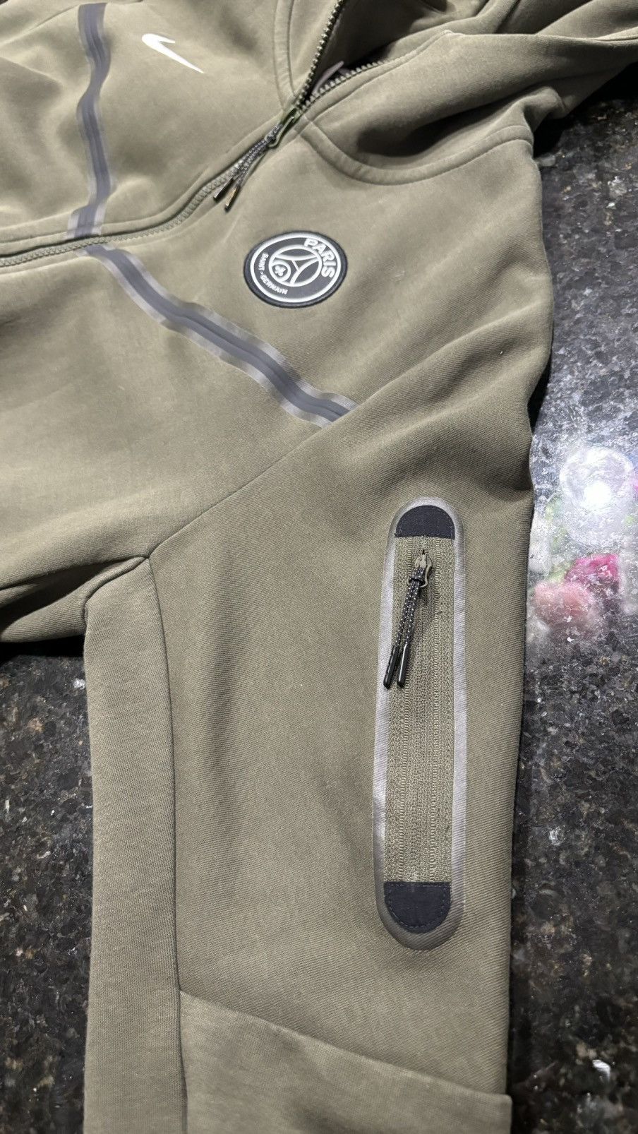 Nike Nike PSG tech fleece Size US L / EU 52-54 / 3 - 5 Thumbnail