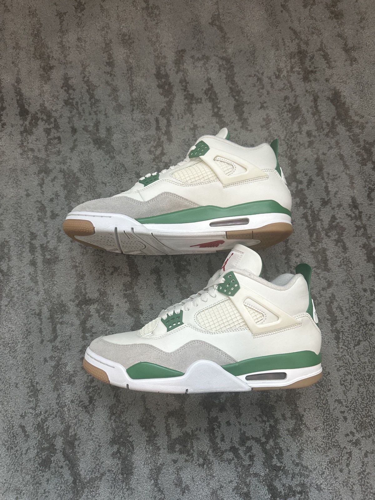 Jordan Brand Jordan 4 Pine Green Size US 10.5 / EU 43-44 - 2 Thumbnail