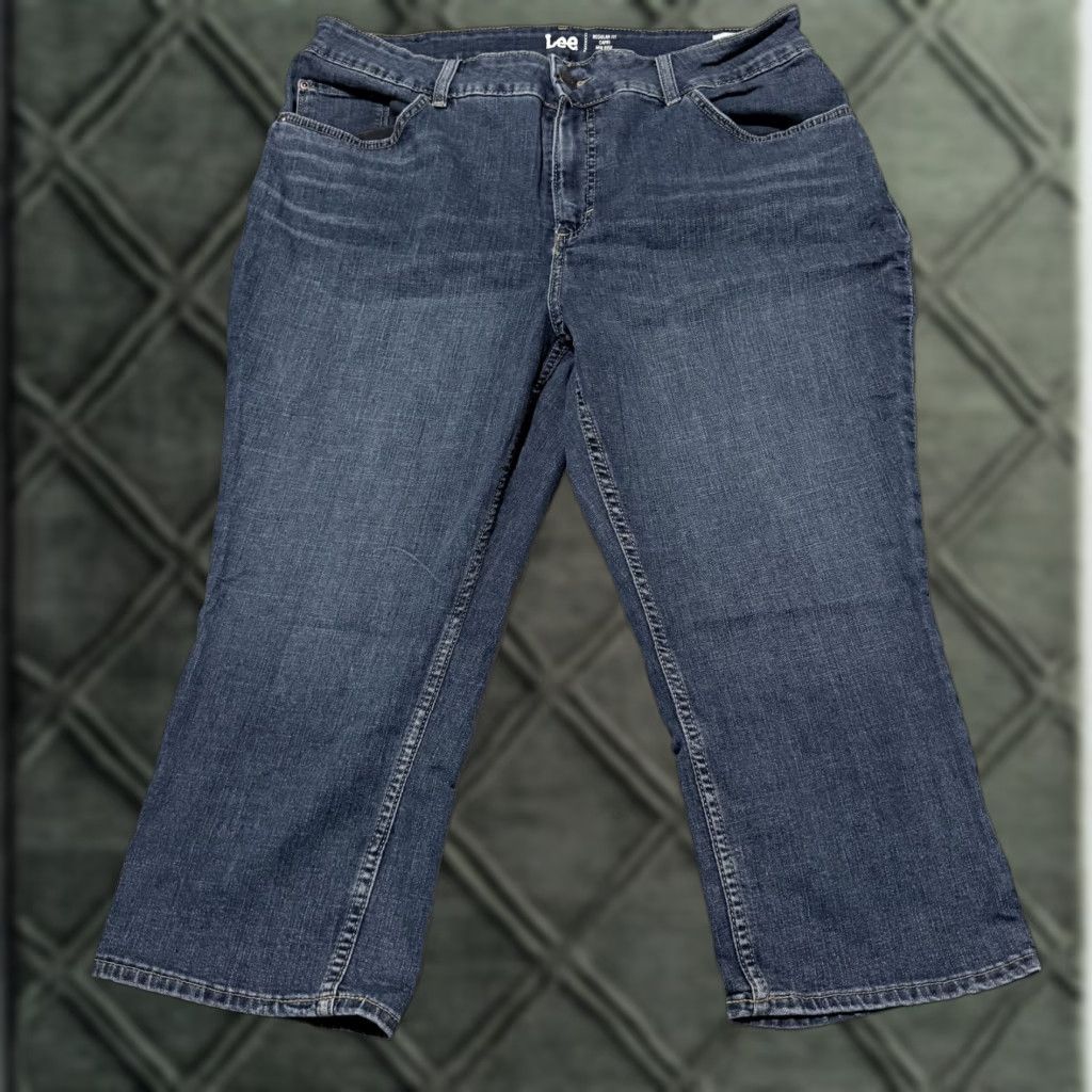 Lee Lee Capri Jeans Women's Regular Fit 5-Pocket Denim Jeans Blue - 20 Size 42" / US 20 - 1 Thumbnail